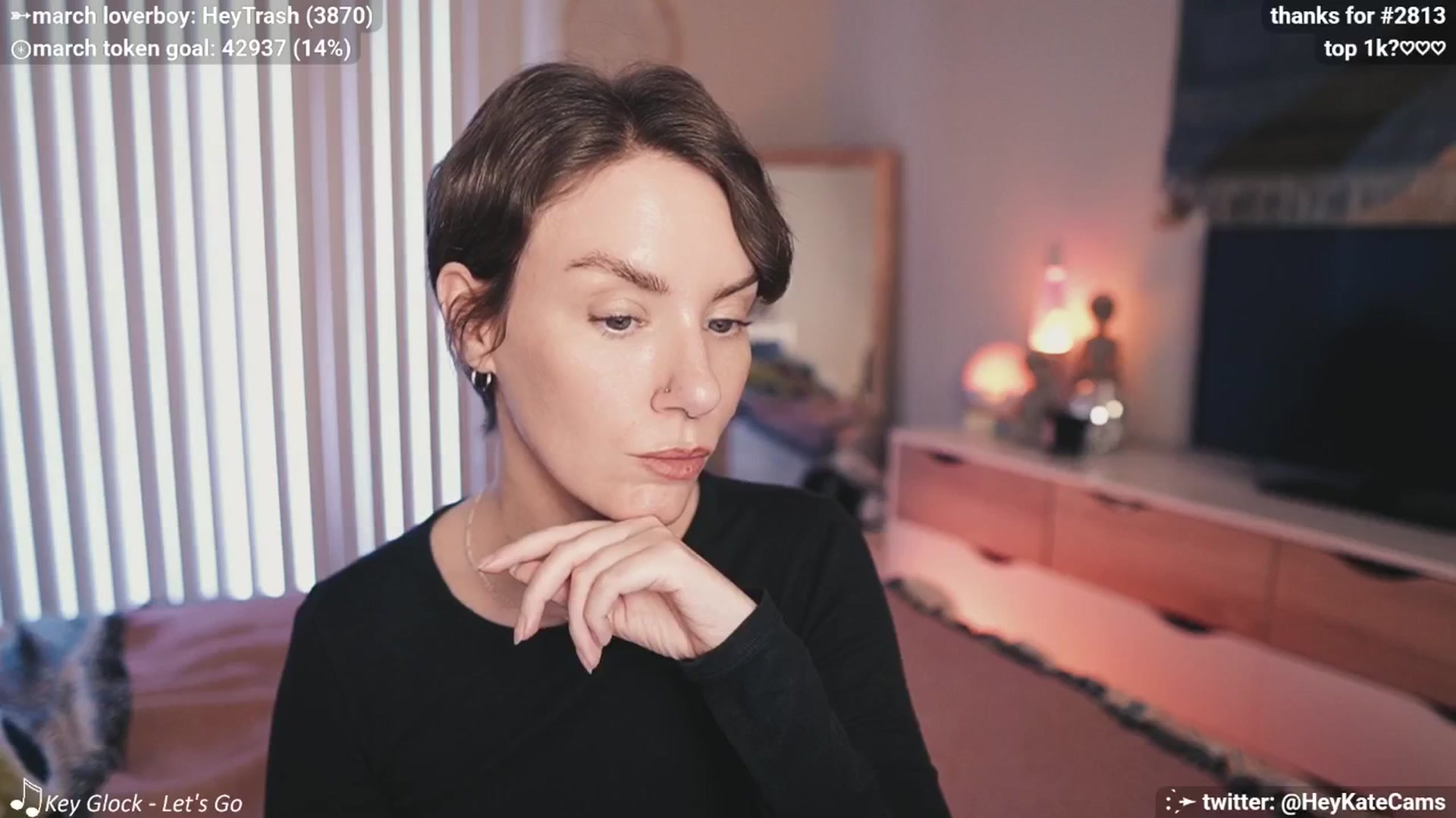 Gallery image thumbnail from HeyKate's myfreecams stream on, 03/13/2025, 24:19 image 15 of 20