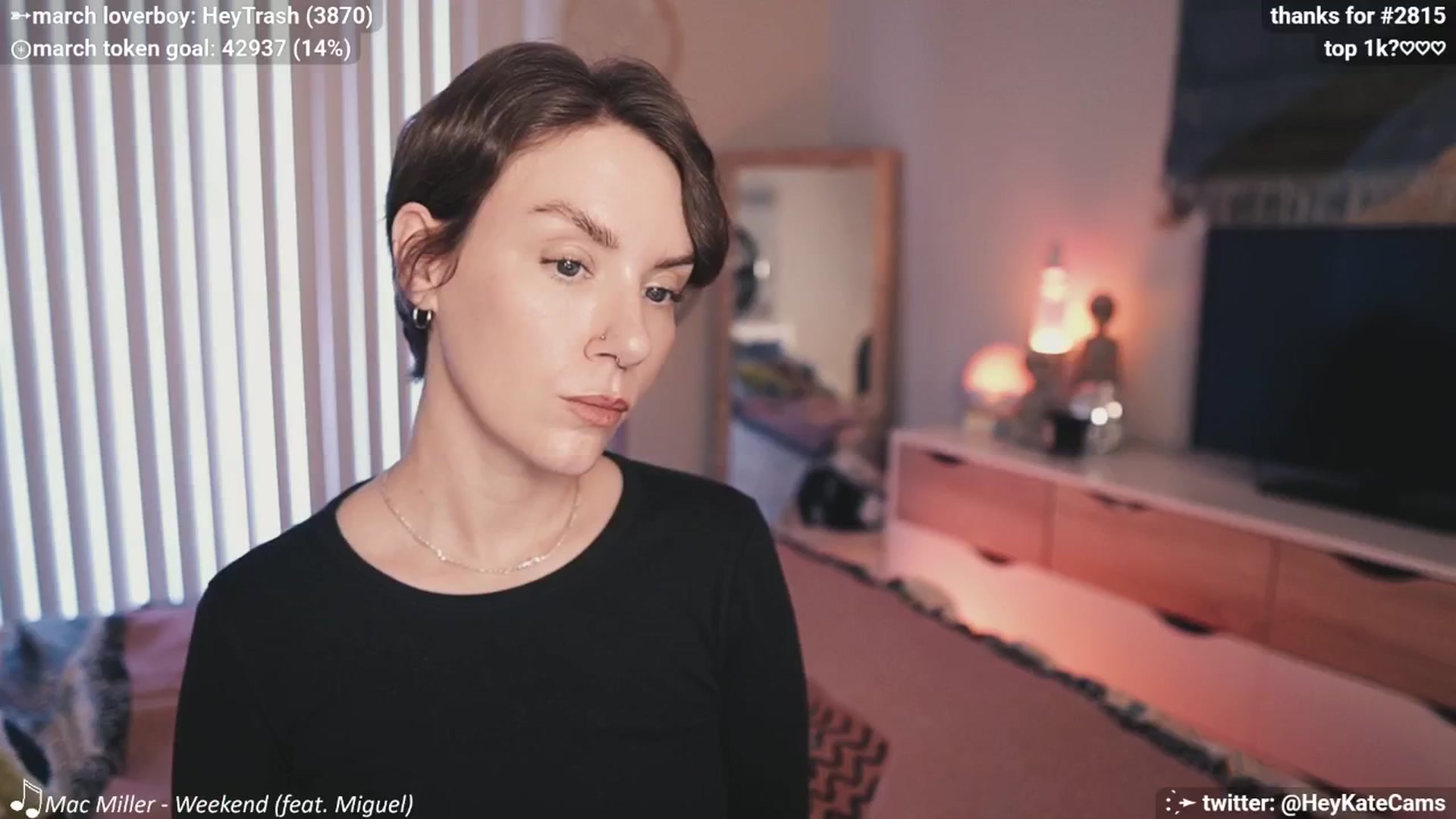 Gallery image thumbnail from HeyKate's myfreecams stream on, 03/13/2025, 24:19 image 16 of 20