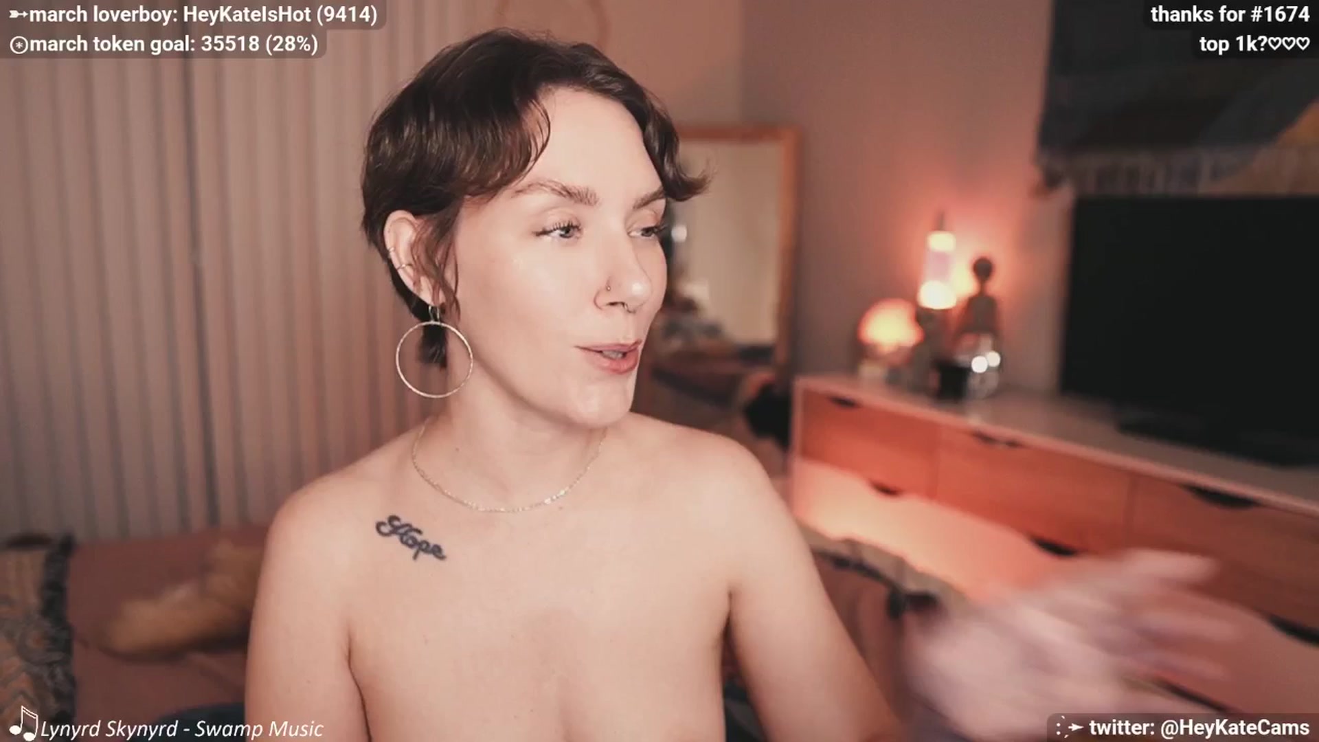 Gallery image thumbnail from HeyKate's myfreecams stream on, 03/14/2025, 03:40 image 13 of 20