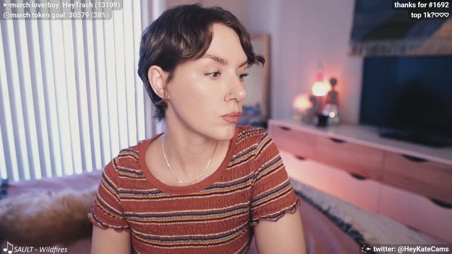 Gallery image thumbnail from HeyKate's myfreecams stream on, 03/19/2025, 24:43 image 7 of 20