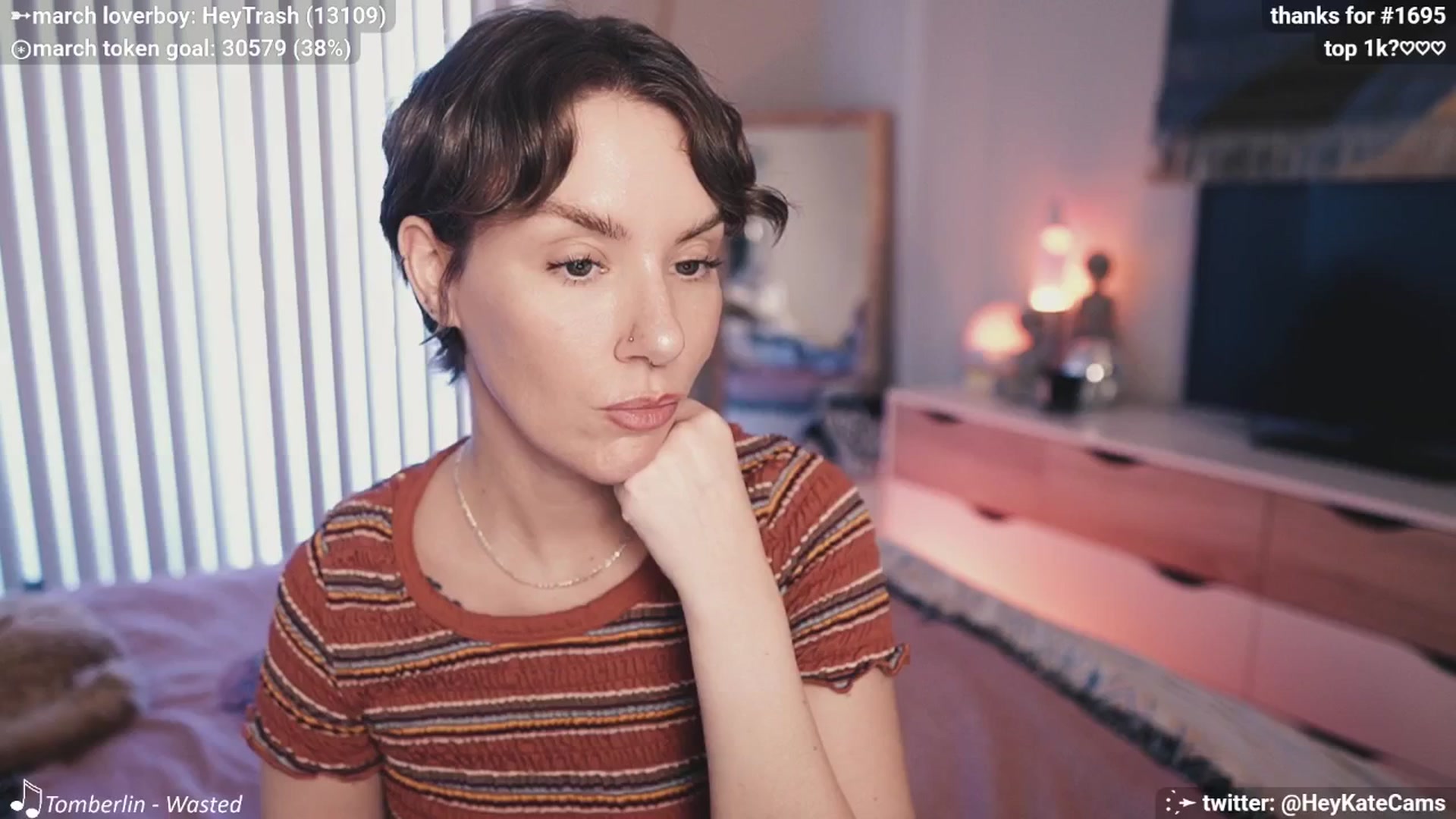 Gallery image thumbnail from HeyKate's myfreecams stream on, 03/19/2025, 01:49 image 2 of 20