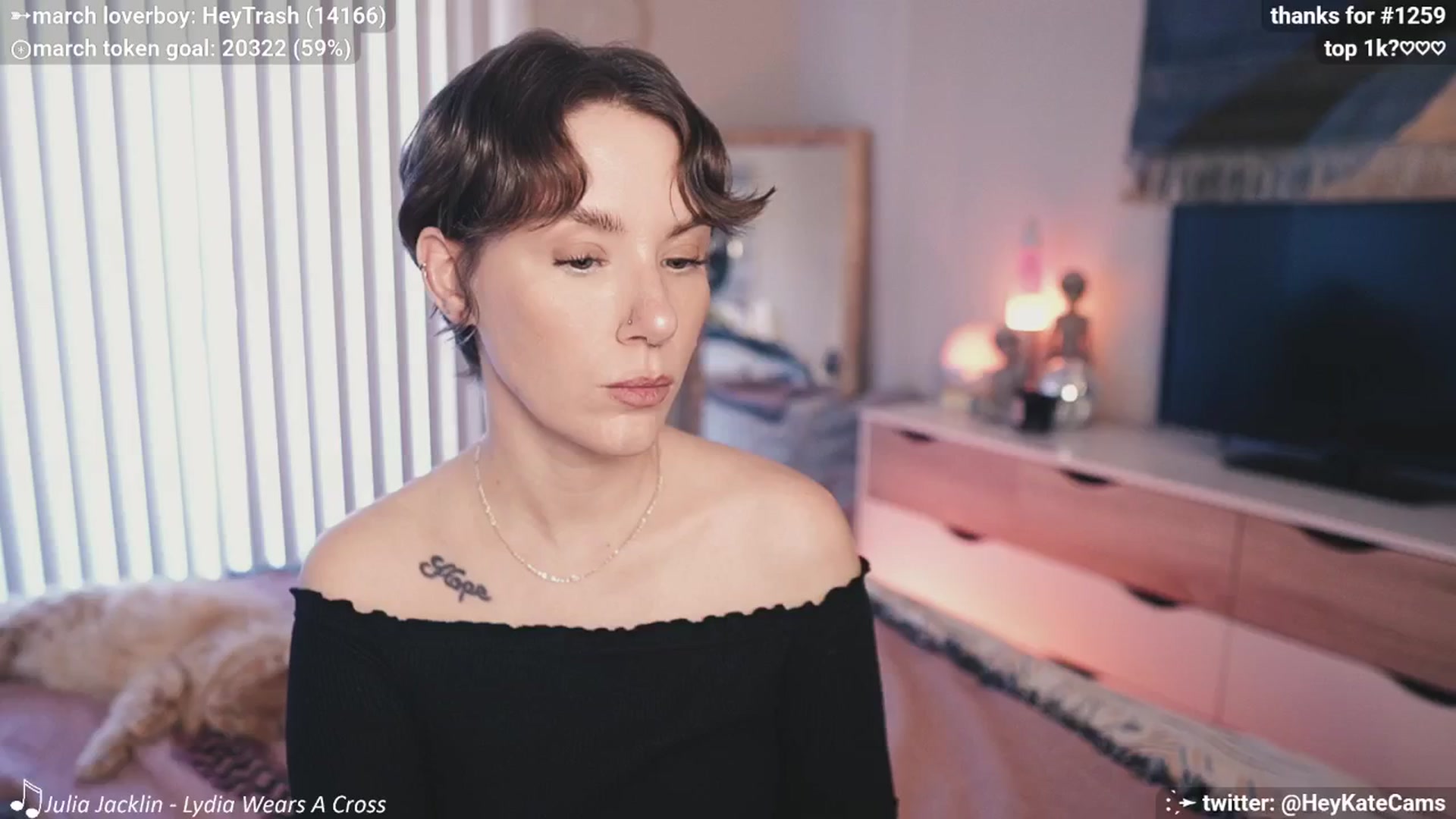 Gallery image thumbnail from HeyKate's myfreecams stream on, 03/21/2025, 03:35 image 1 of 20