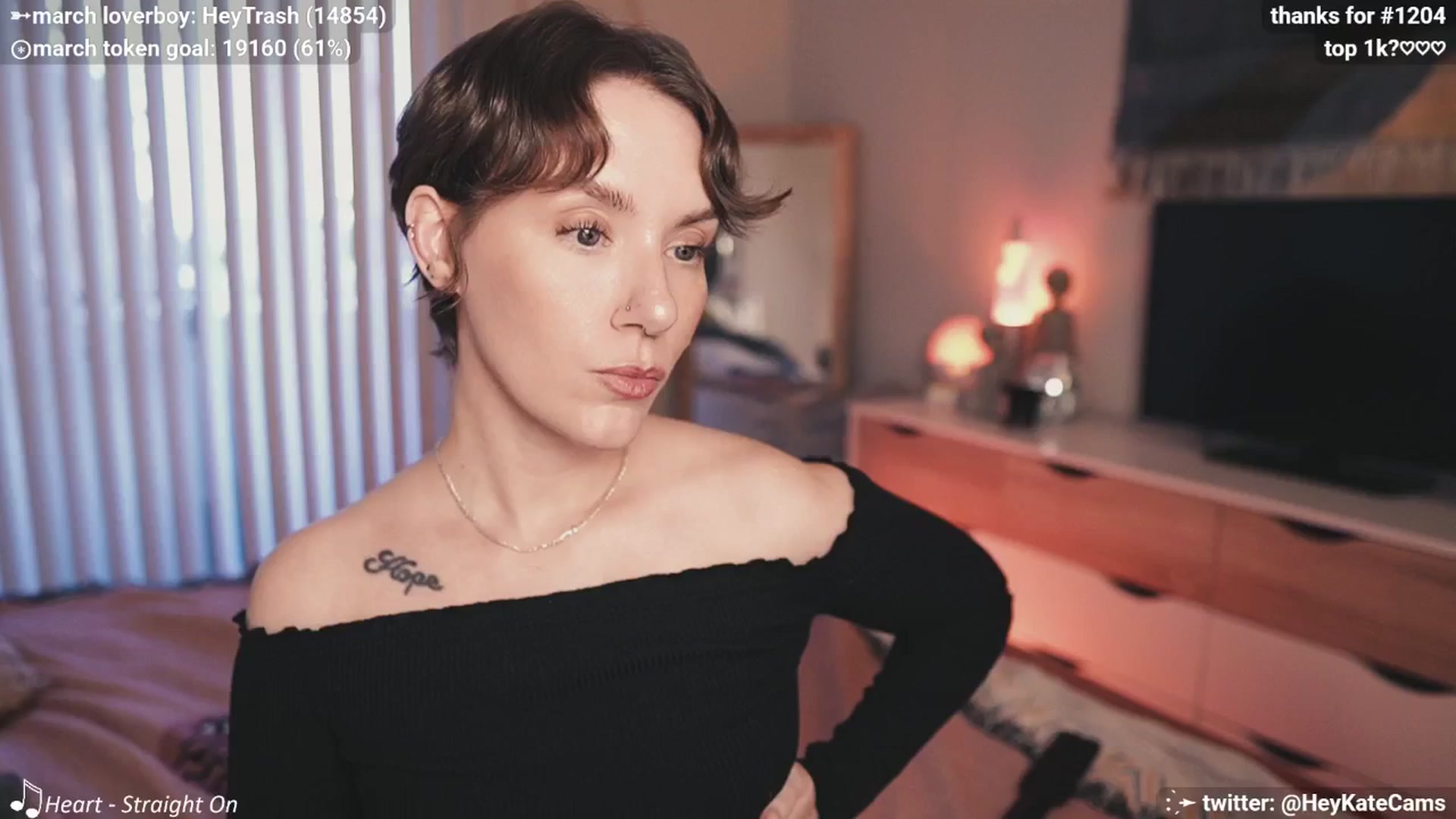 Gallery image thumbnail from HeyKate's myfreecams stream on, 03/21/2025, 03:35 image 9 of 20