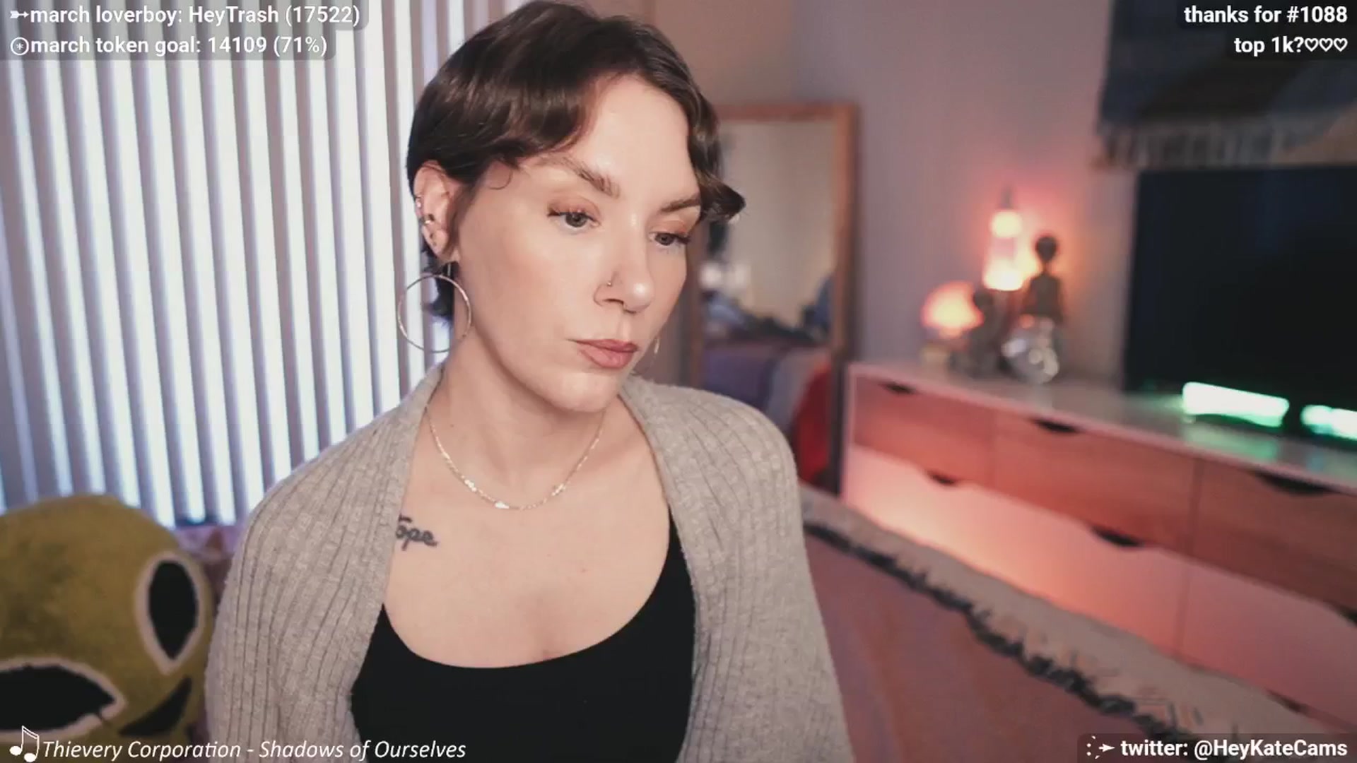 Gallery image thumbnail from HeyKate's myfreecams stream on, 03/22/2025, 02:58 image 2 of 20