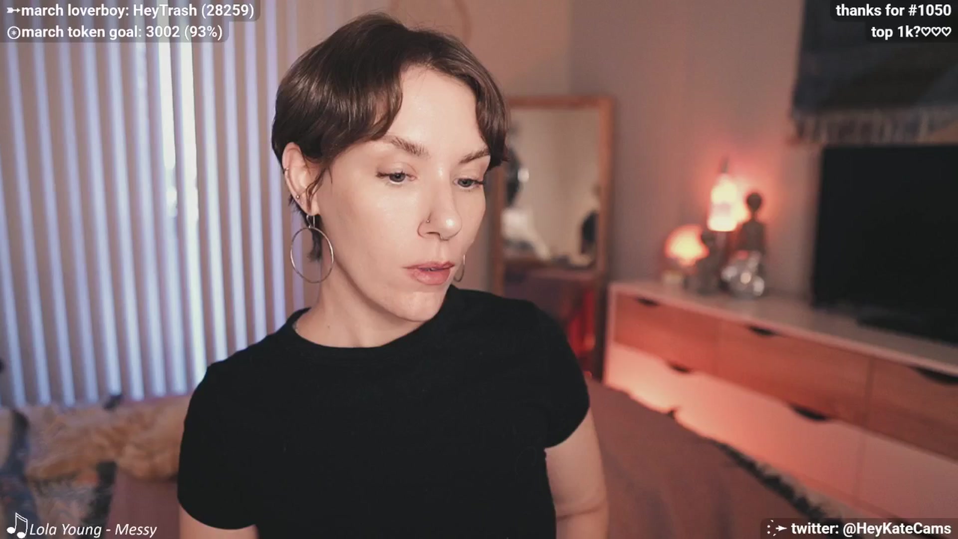 Gallery image thumbnail from HeyKate's myfreecams stream on, 03/28/2025, 01:51 image 15 of 20
