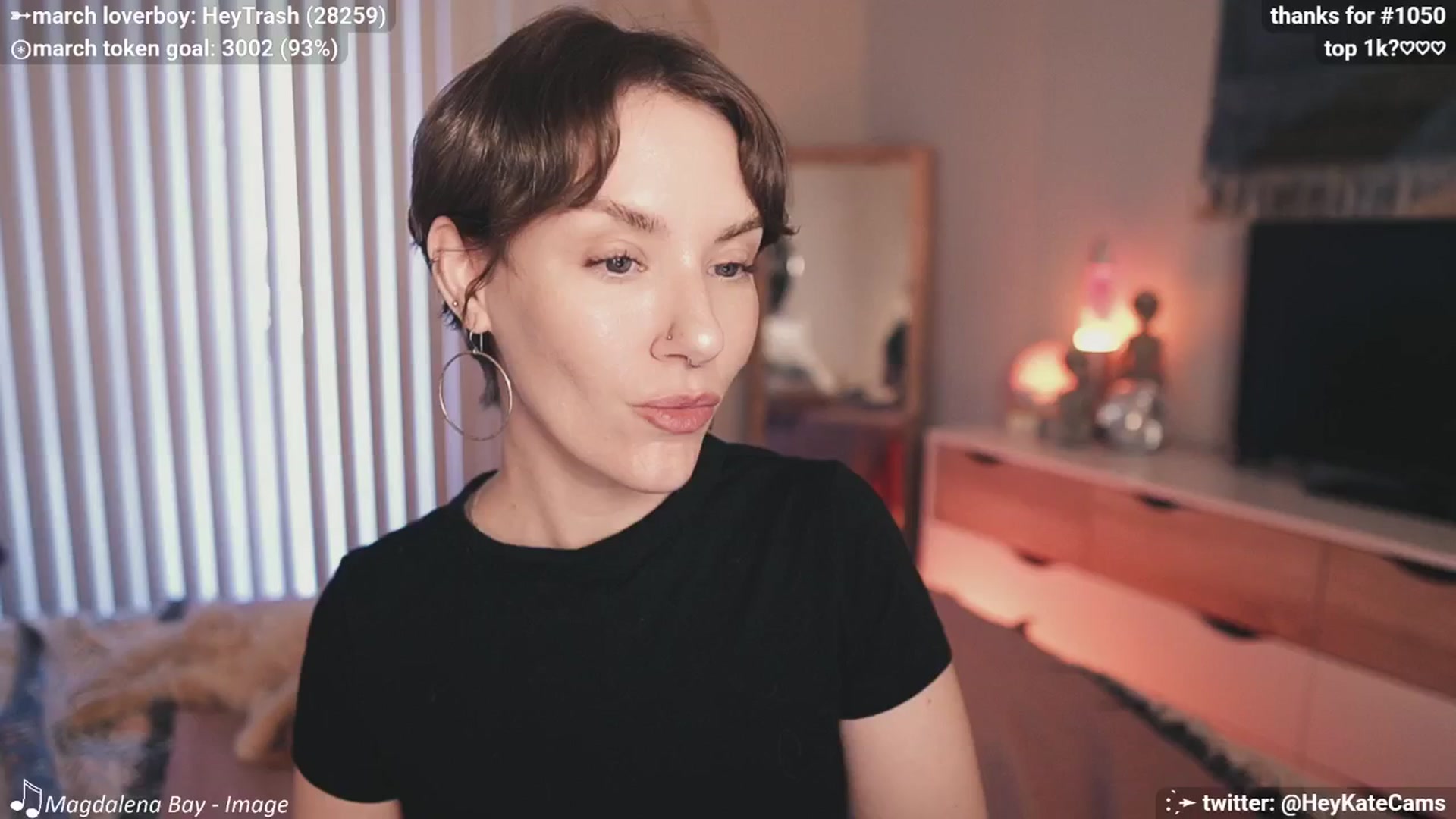 Gallery image thumbnail from HeyKate's myfreecams stream on, 03/28/2025, 01:51 image 11 of 20