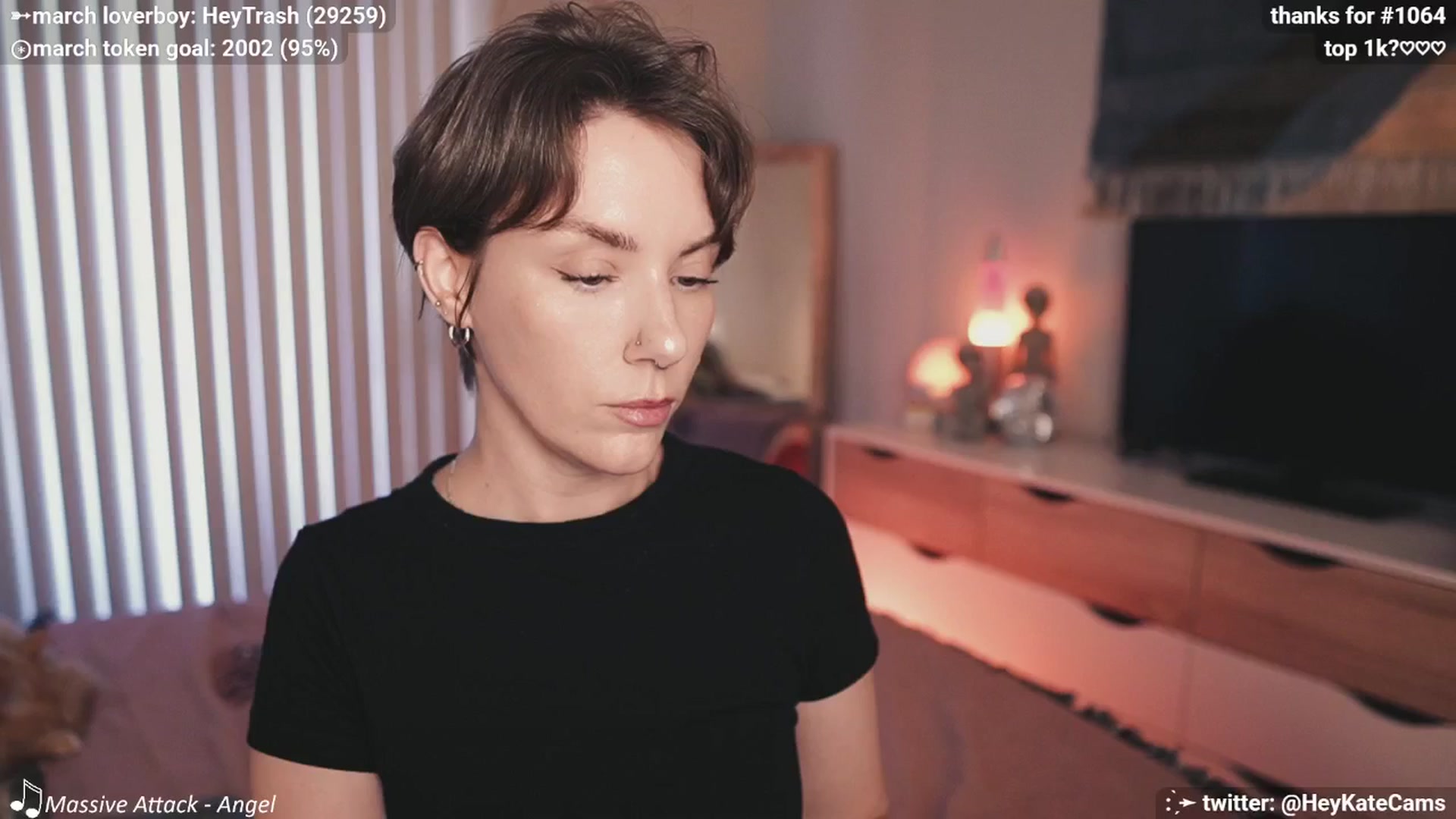 Gallery image thumbnail from HeyKate's myfreecams stream on, 03/29/2025, 02:42 image 3 of 20