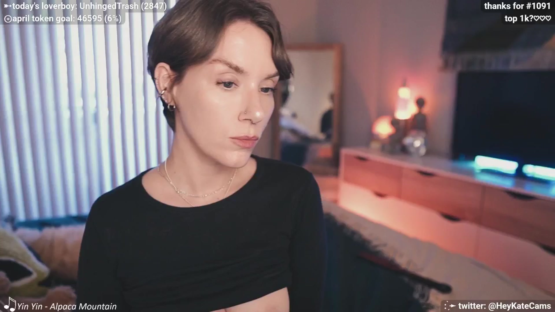 Gallery image thumbnail from HeyKate's myfreecams stream on, 04/04/2025, 02:08 image 16 of 20