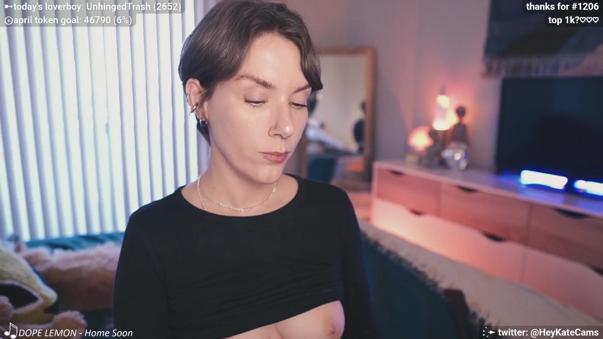 Gallery image thumbnail from HeyKate's myfreecams stream on, 04/04/2025, 02:08 image 6 of 20