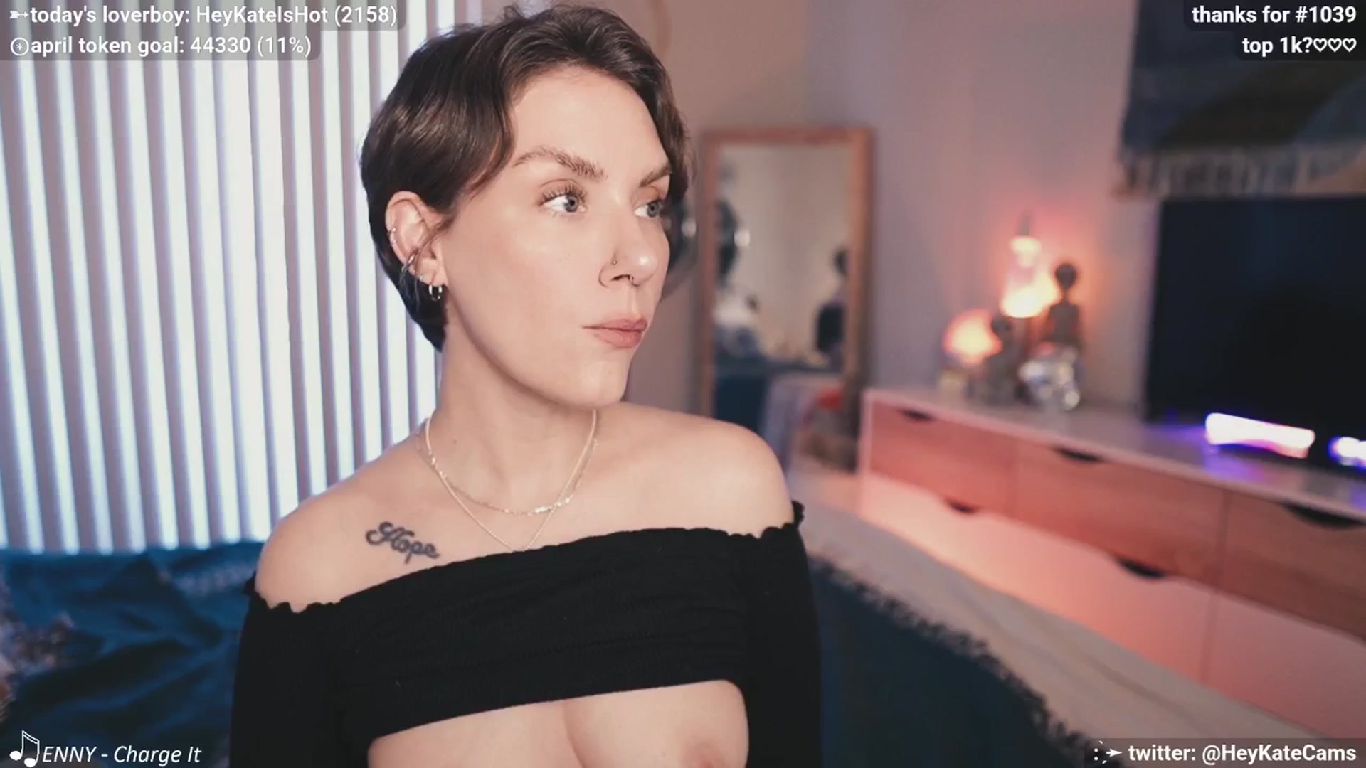 Gallery image thumbnail from HeyKate's myfreecams stream on, 04/05/2025, 02:46 image 5 of 20