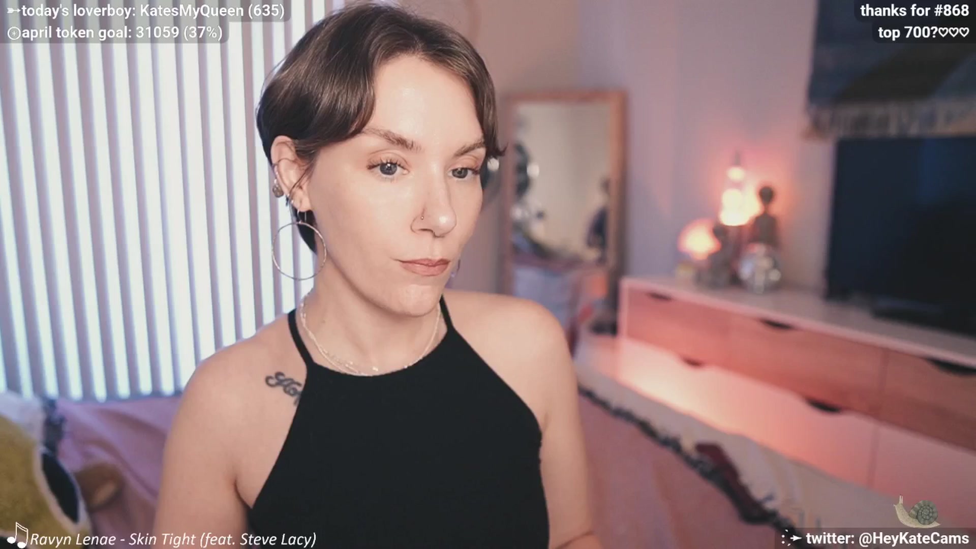 Gallery image thumbnail from HeyKate's myfreecams stream on, 04/11/2025, 01:46 image 9 of 20