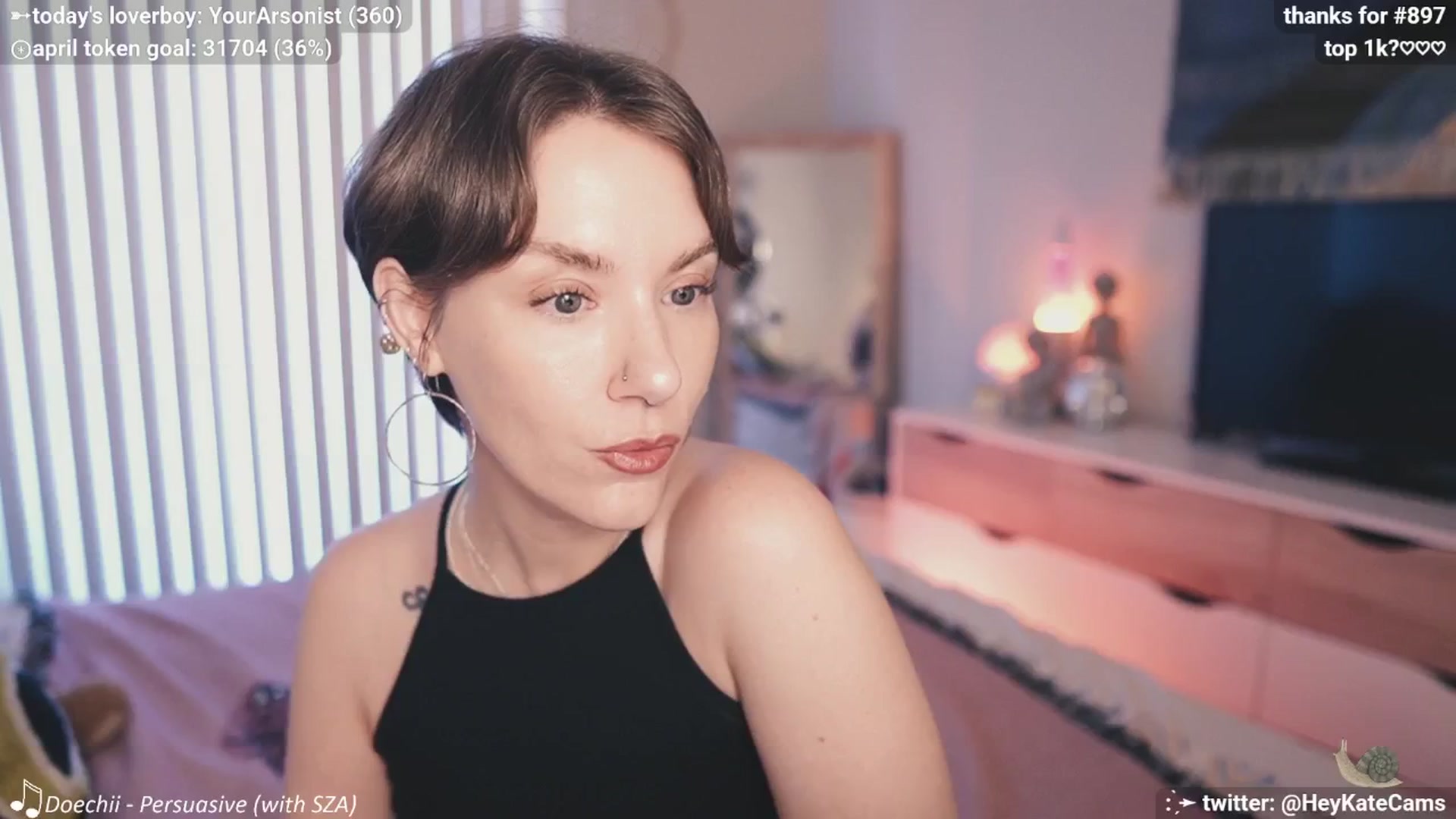 Gallery image thumbnail from HeyKate's myfreecams stream on, 04/11/2025, 01:46 image 2 of 20