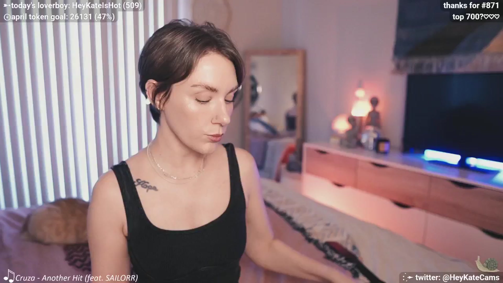 Gallery image thumbnail from HeyKate's myfreecams stream on, 04/13/2025, 01:49 image 4 of 20