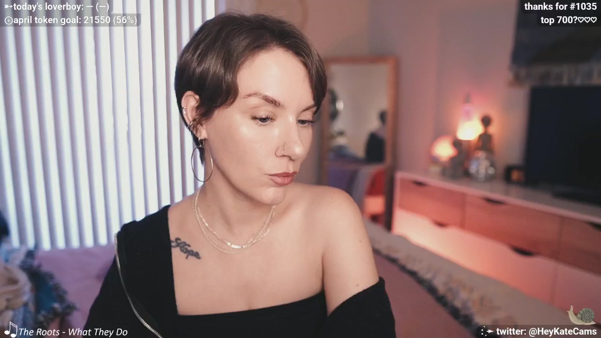 Gallery image thumbnail from HeyKate's myfreecams stream on, 04/18/2025, 24:34 image 7 of 20