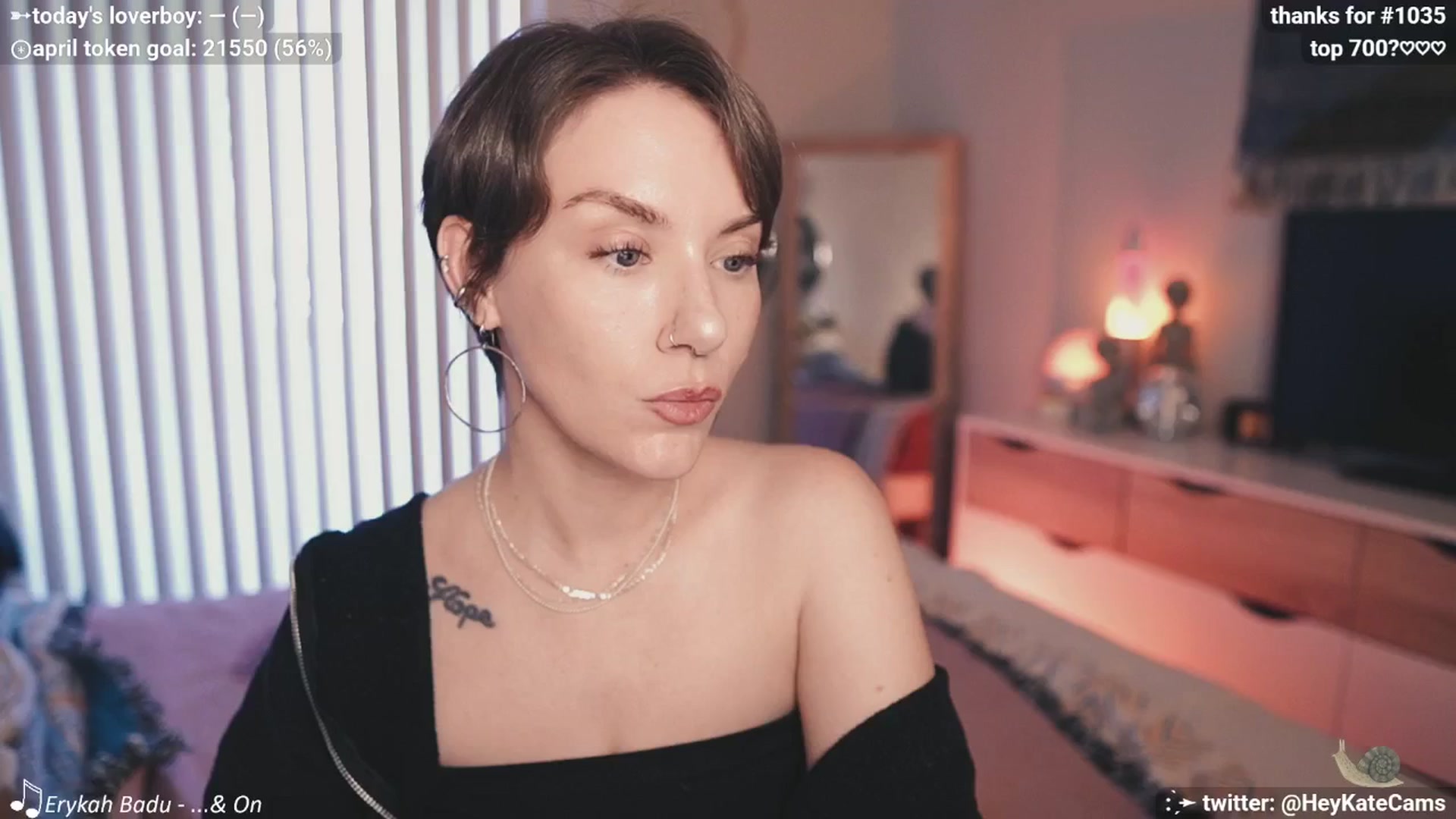 Gallery image thumbnail from HeyKate's myfreecams stream on, 04/18/2025, 24:34 image 5 of 20