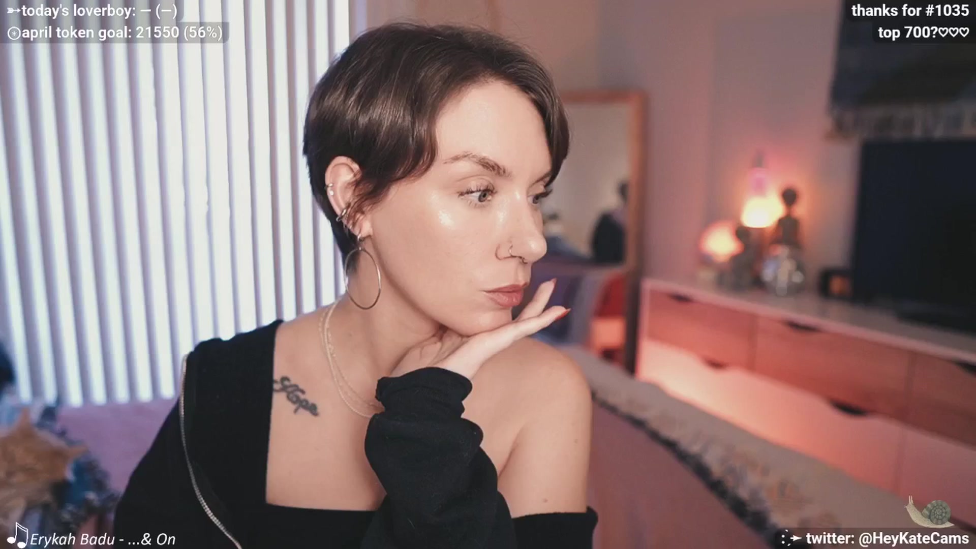Gallery image thumbnail from HeyKate's myfreecams stream on, 04/18/2025, 24:34 image 6 of 20