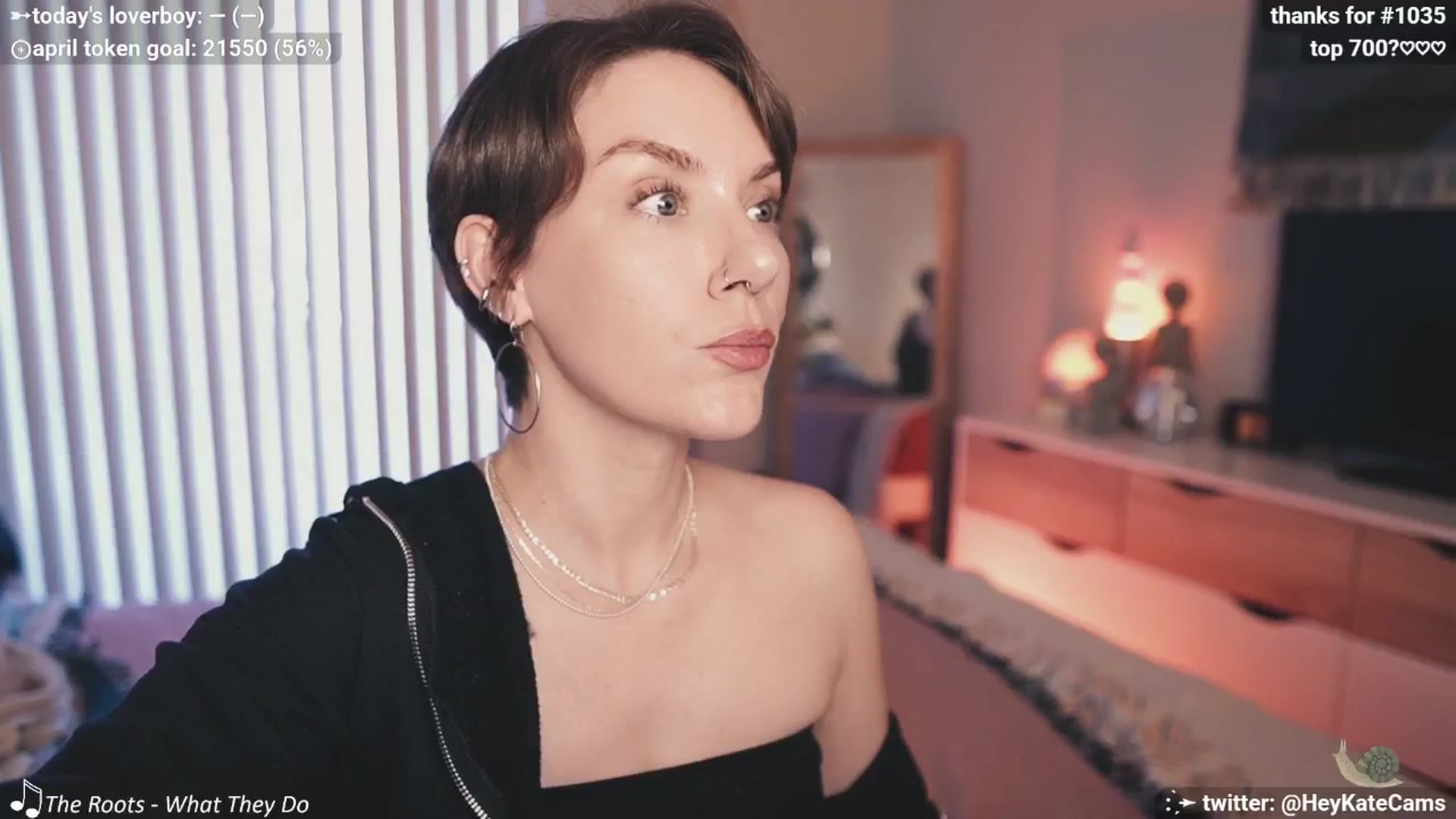 Gallery image thumbnail from HeyKate's myfreecams stream on, 04/18/2025, 24:34 image 8 of 20