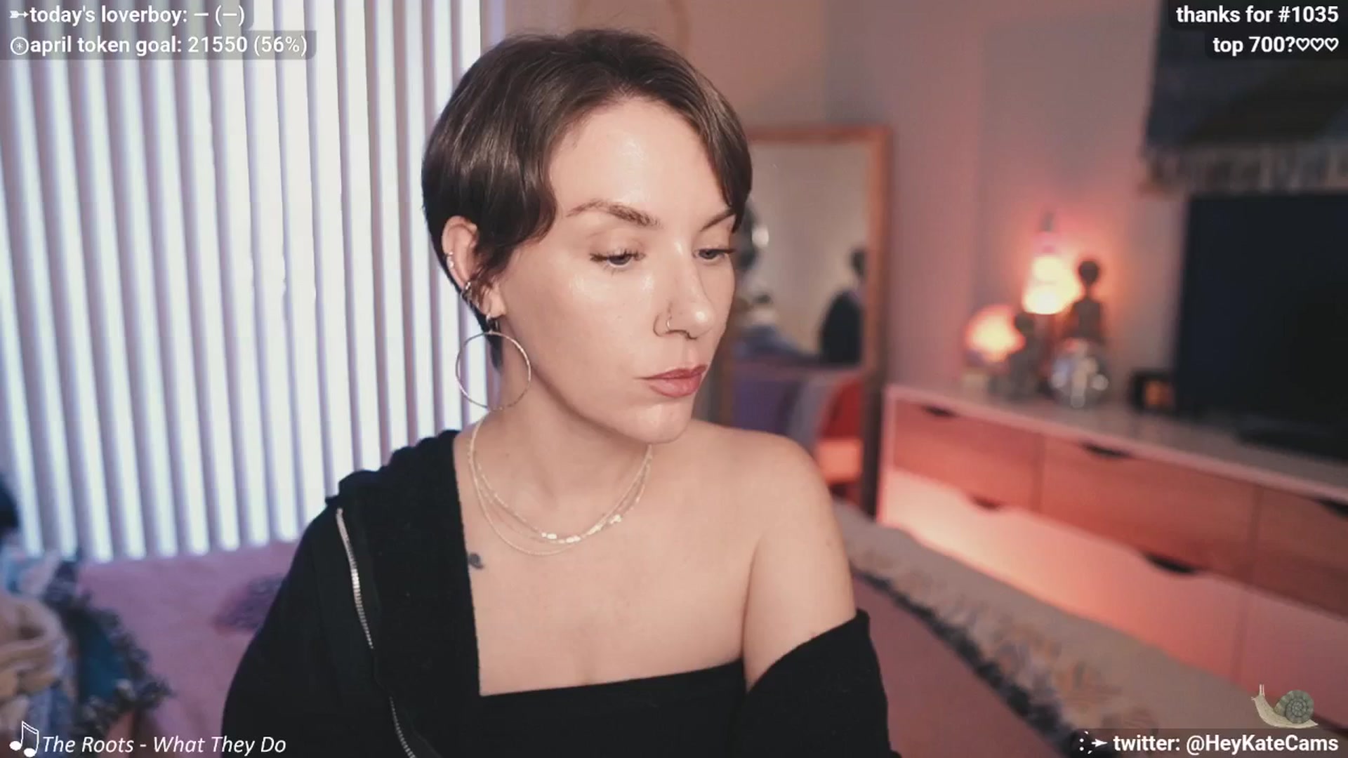 Gallery image thumbnail from HeyKate's myfreecams stream on, 04/18/2025, 24:34 image 9 of 20