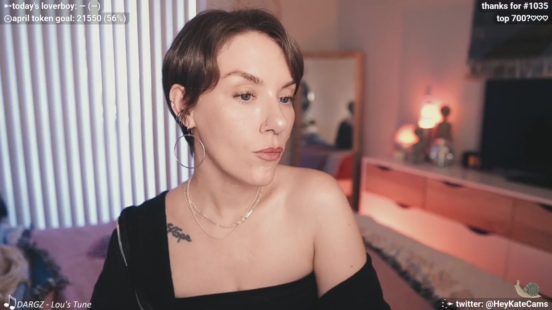 Gallery image thumbnail from HeyKate's myfreecams stream on, 04/18/2025, 24:34 image 15 of 20