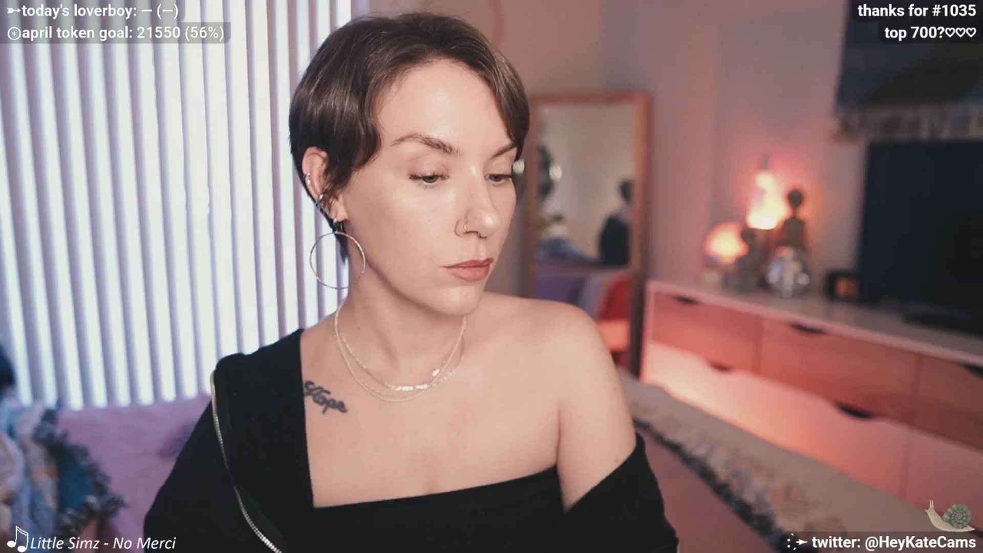 Gallery image thumbnail from HeyKate's myfreecams stream on, 04/18/2025, 24:34 image 4 of 20