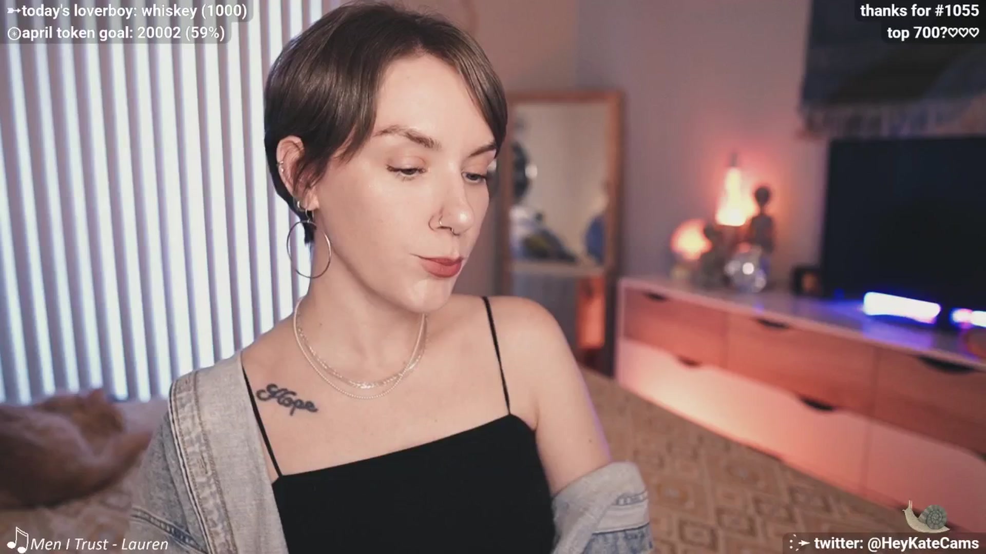 Gallery image thumbnail from HeyKate's myfreecams stream on, 04/19/2025, 02:55 image 5 of 20