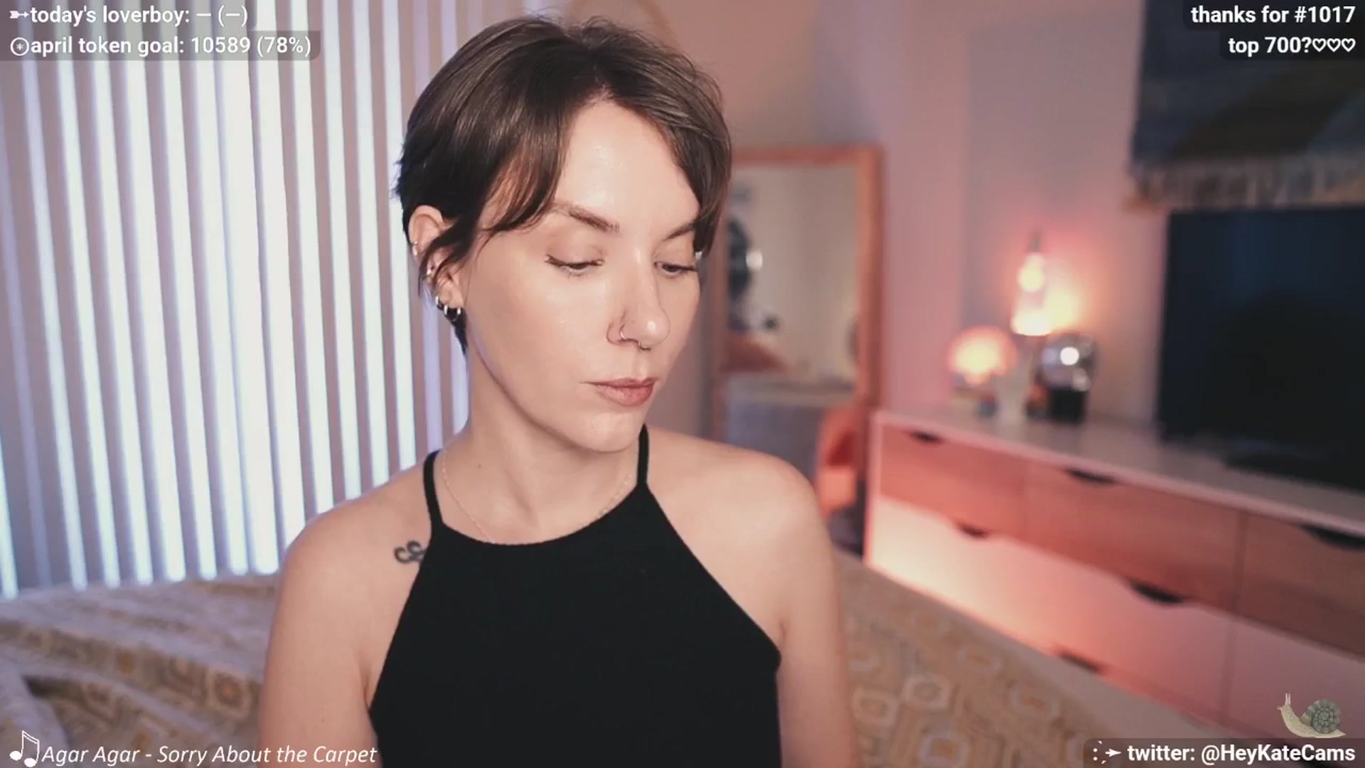 Gallery image thumbnail from HeyKate's myfreecams stream on, 04/24/2025, 03:02 image 4 of 20