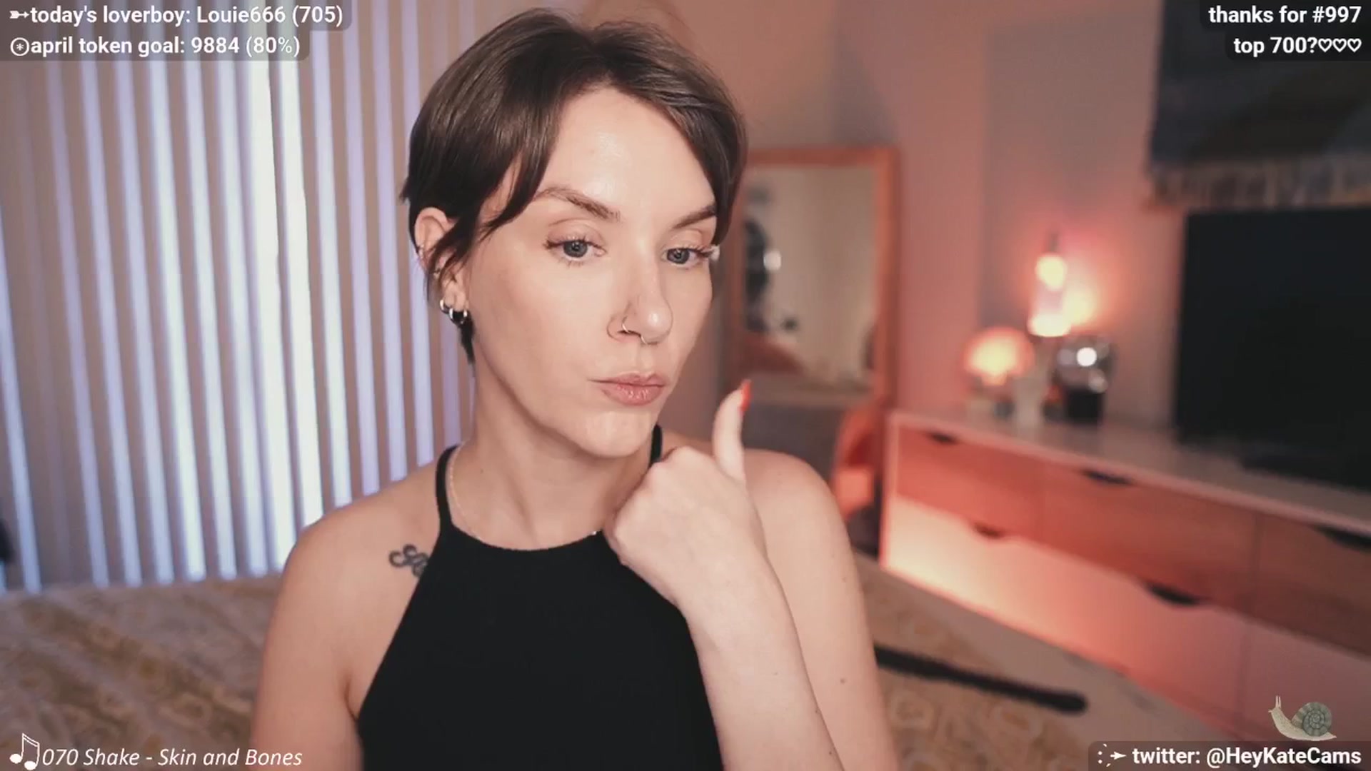 Gallery image thumbnail from HeyKate's myfreecams stream on, 04/24/2025, 03:02 image 9 of 20