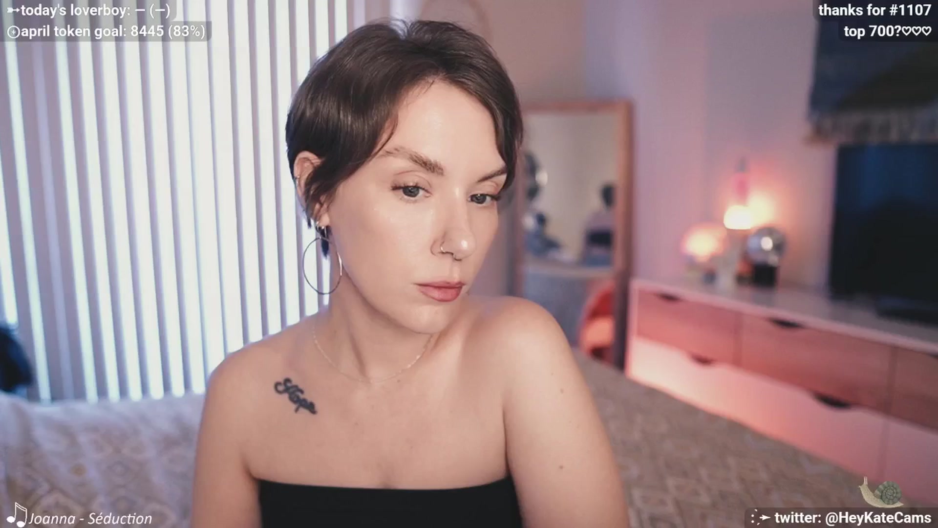 Gallery image thumbnail from HeyKate's myfreecams stream on, 04/29/2025, 23:51 image 11 of 20