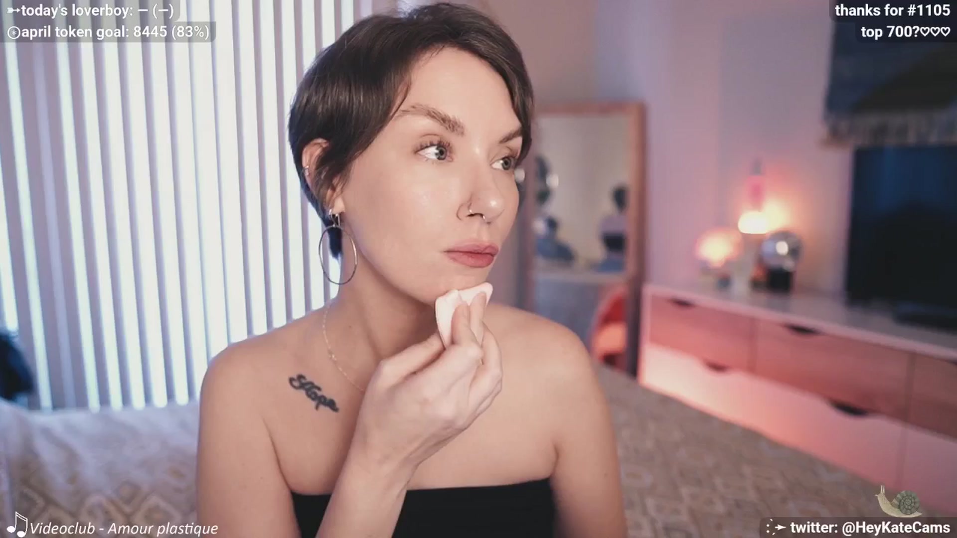 Gallery image thumbnail from HeyKate's myfreecams stream on, 04/29/2025, 23:51 image 3 of 20