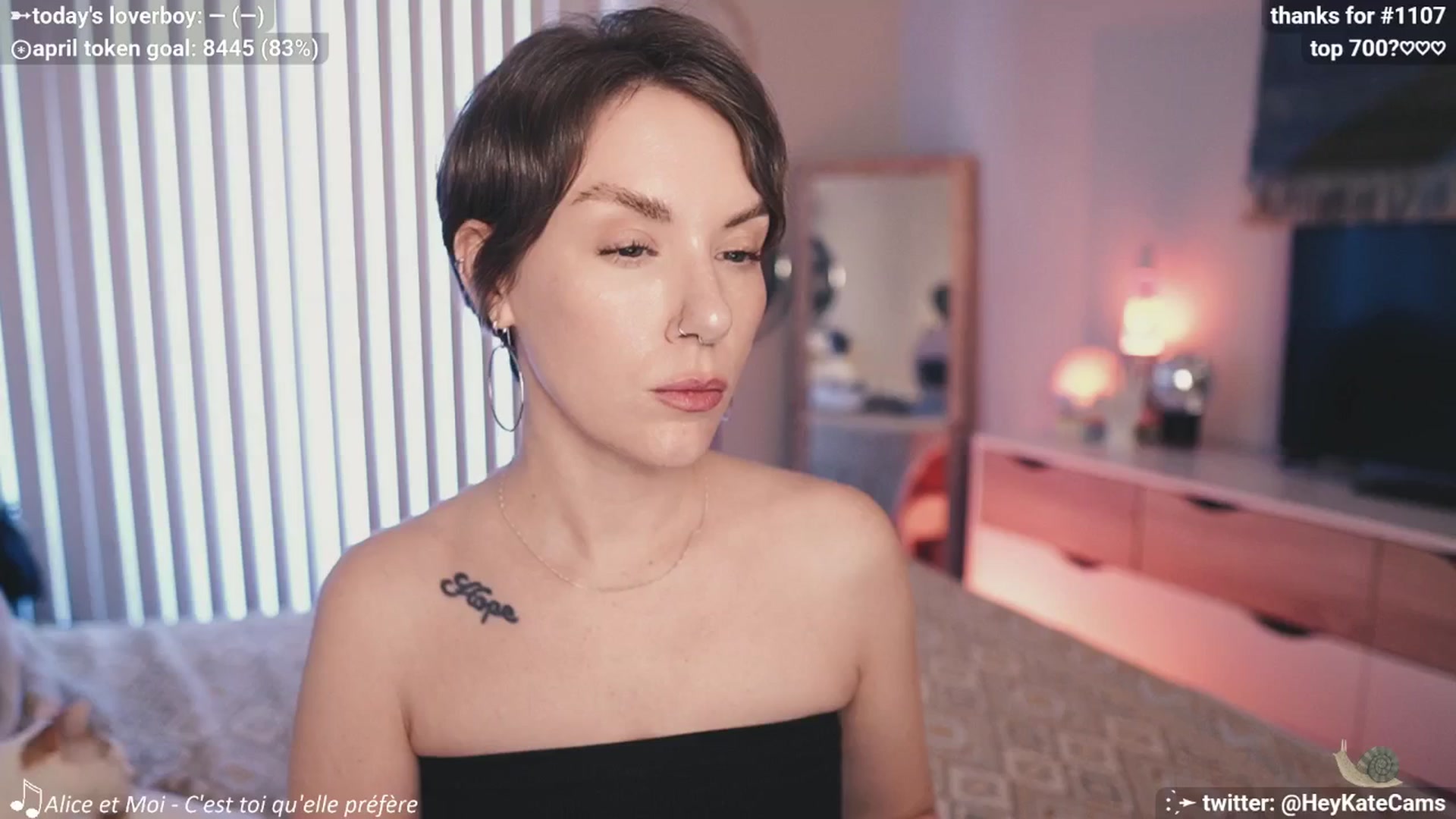 Gallery image thumbnail from HeyKate's myfreecams stream on, 04/29/2025, 23:51 image 18 of 20