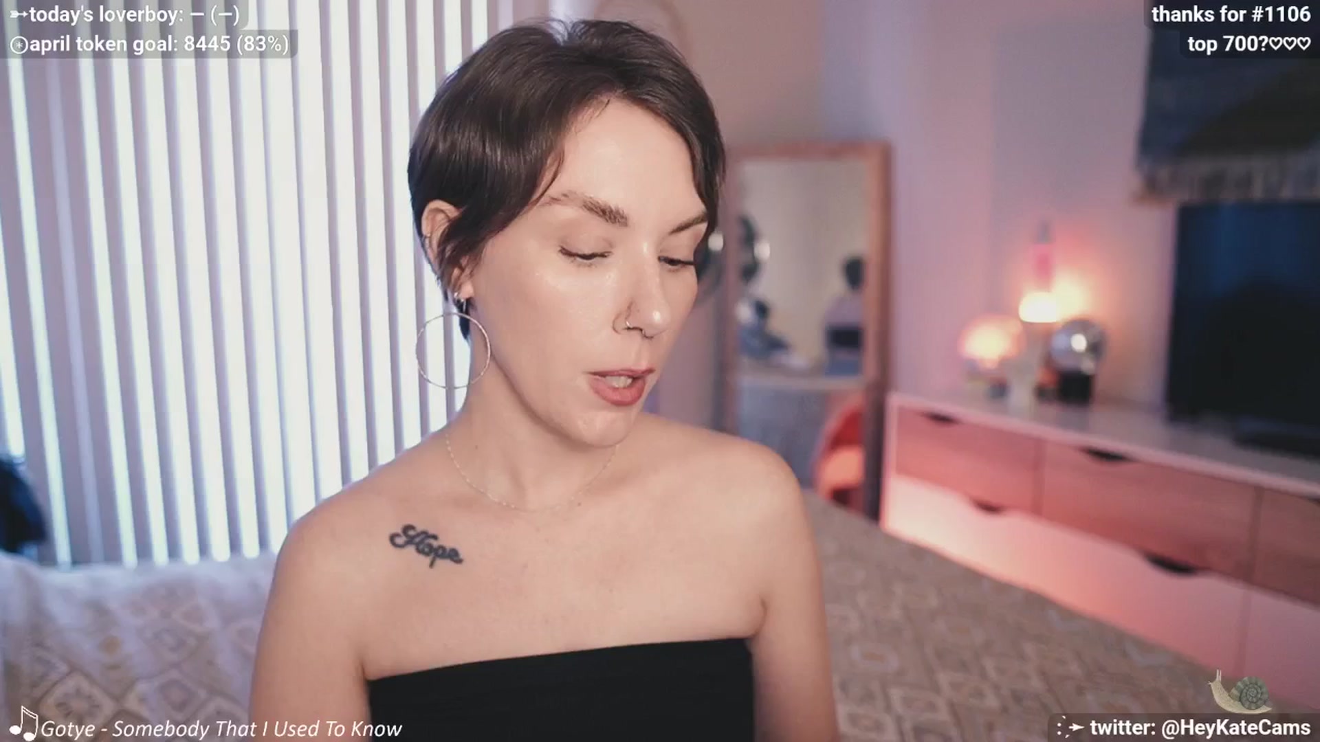 Gallery image thumbnail from HeyKate's myfreecams stream on, 04/29/2025, 23:51 image 9 of 20