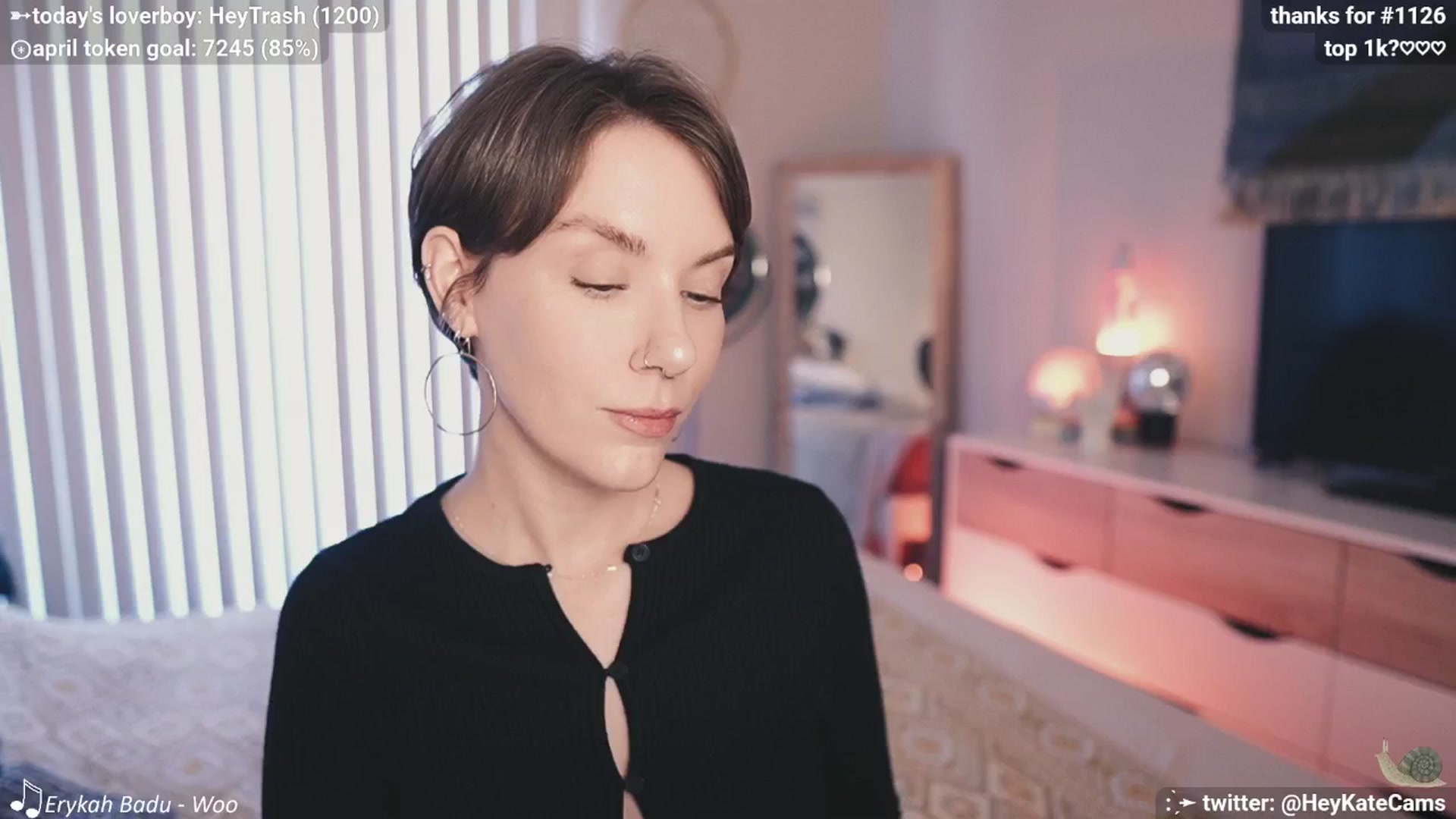 Gallery image thumbnail from HeyKate's myfreecams stream on, 05/01/2025, 02:13 image 6 of 20