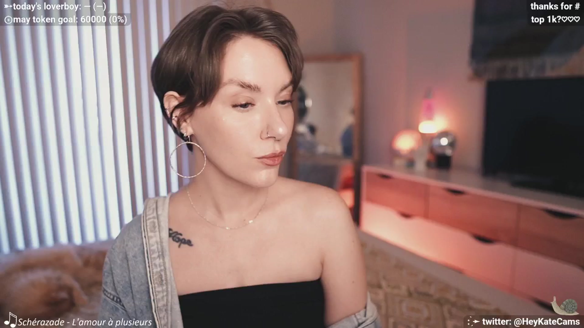 Gallery image thumbnail from HeyKate's myfreecams stream on, 05/02/2025, 02:00 image 7 of 20