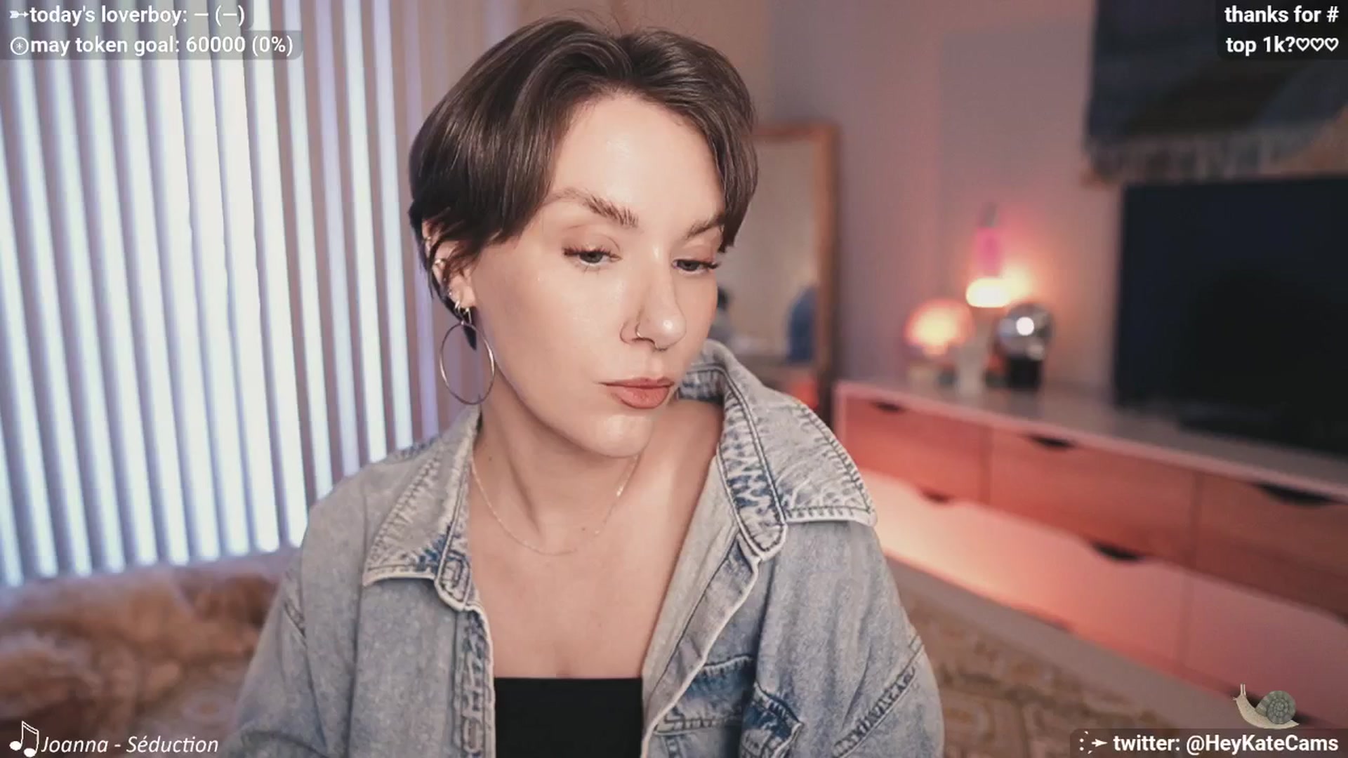 Gallery image thumbnail from HeyKate's myfreecams stream on, 05/02/2025, 02:00 image 2 of 20