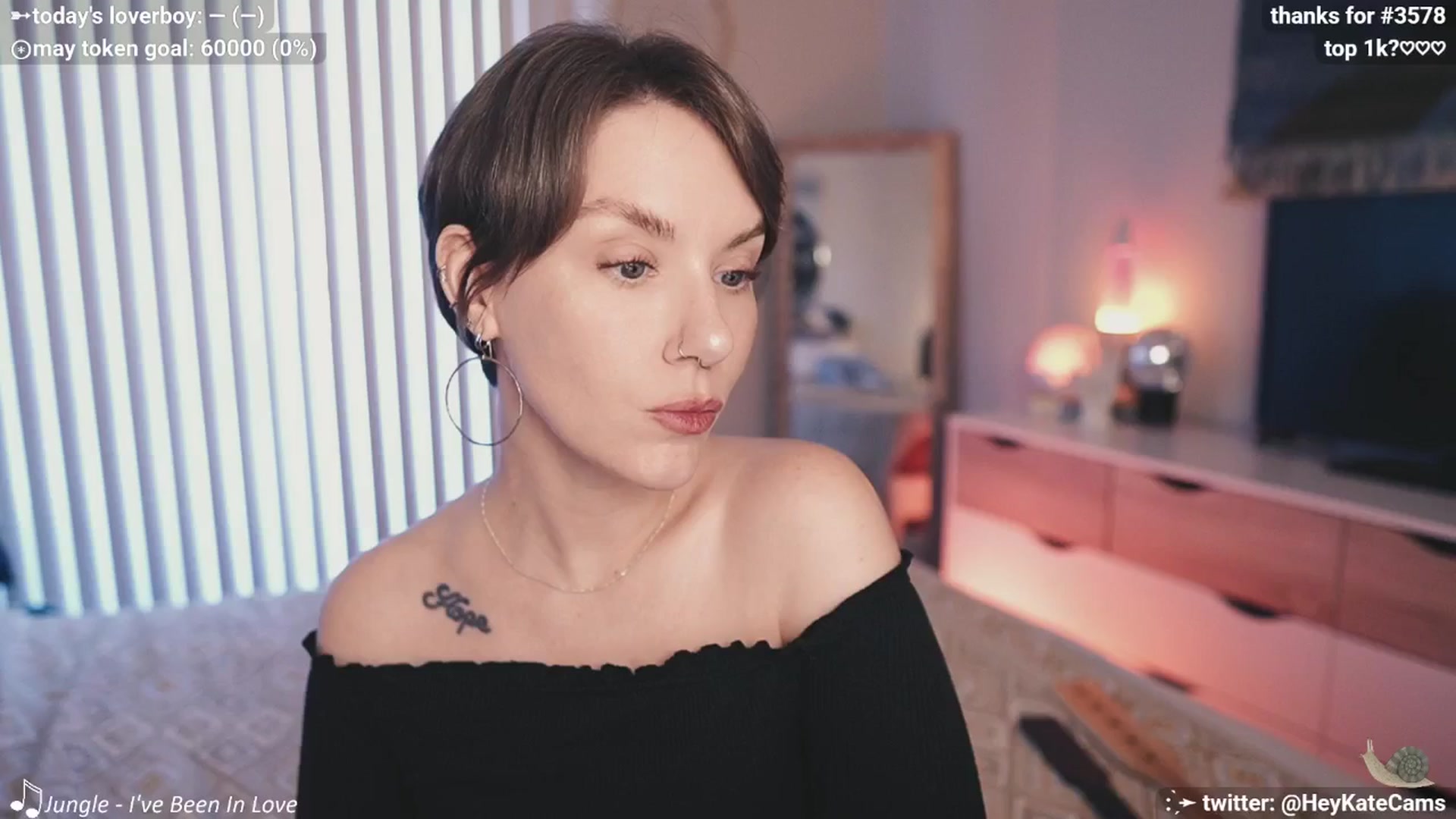 Gallery image thumbnail from HeyKate's myfreecams stream on, 05/03/2025, 03:02 image 2 of 20