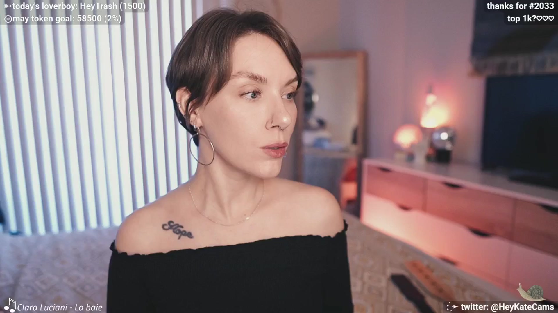 Gallery image thumbnail from HeyKate's myfreecams stream on, 05/03/2025, 03:02 image 4 of 20