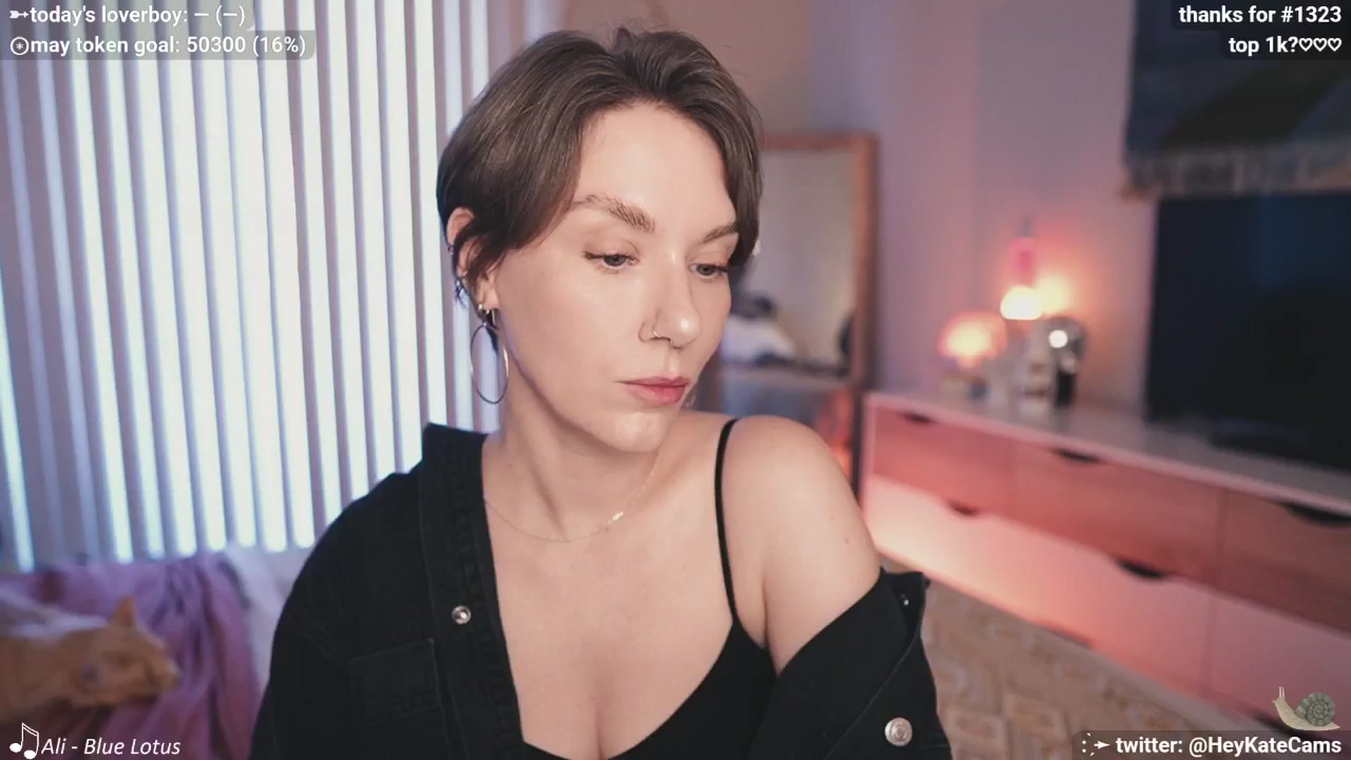 Gallery image thumbnail from HeyKate's myfreecams stream on, 05/08/2025, 01:34 image 5 of 20