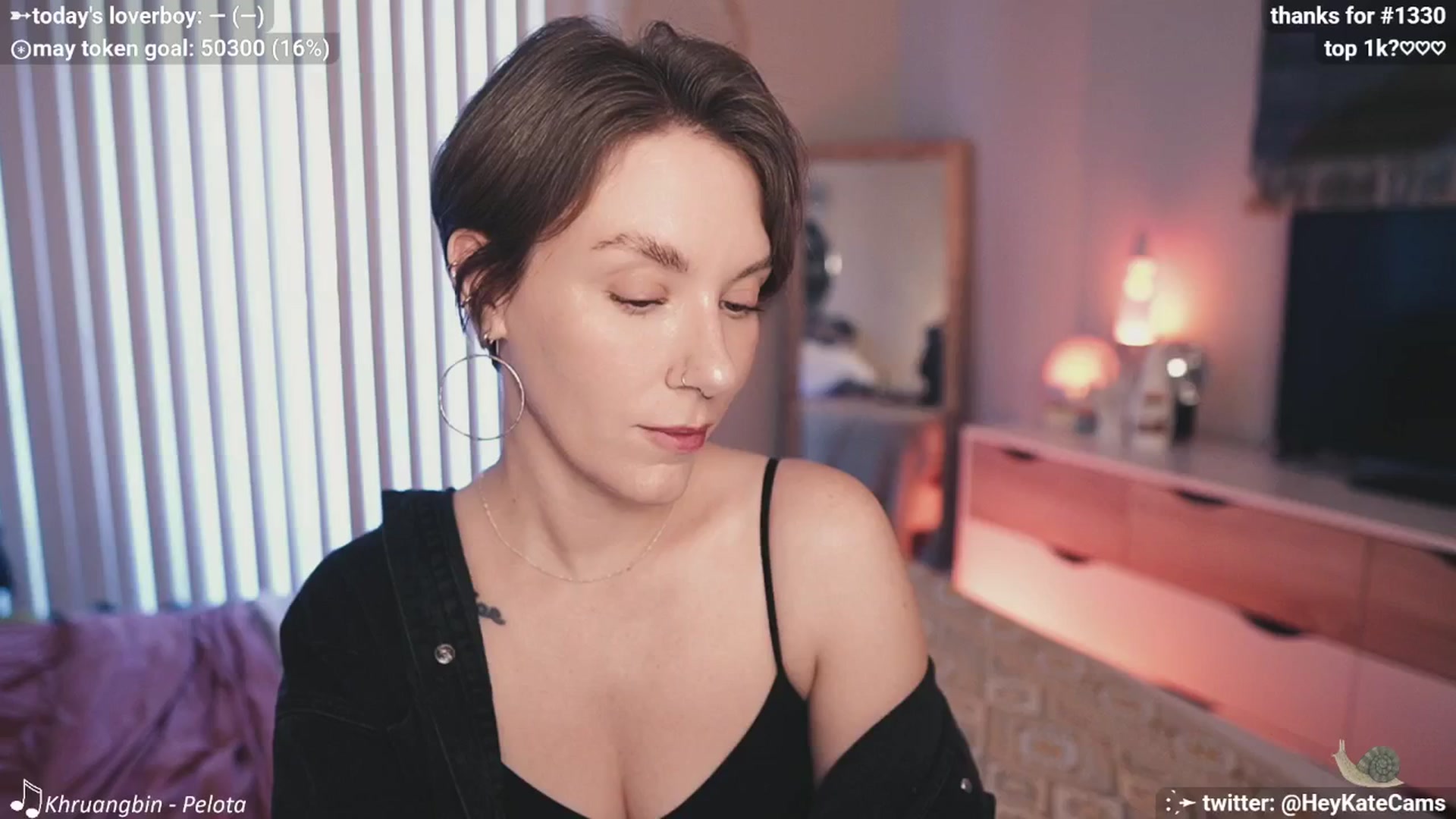 Gallery image thumbnail from HeyKate's myfreecams stream on, 05/08/2025, 01:34 image 13 of 20