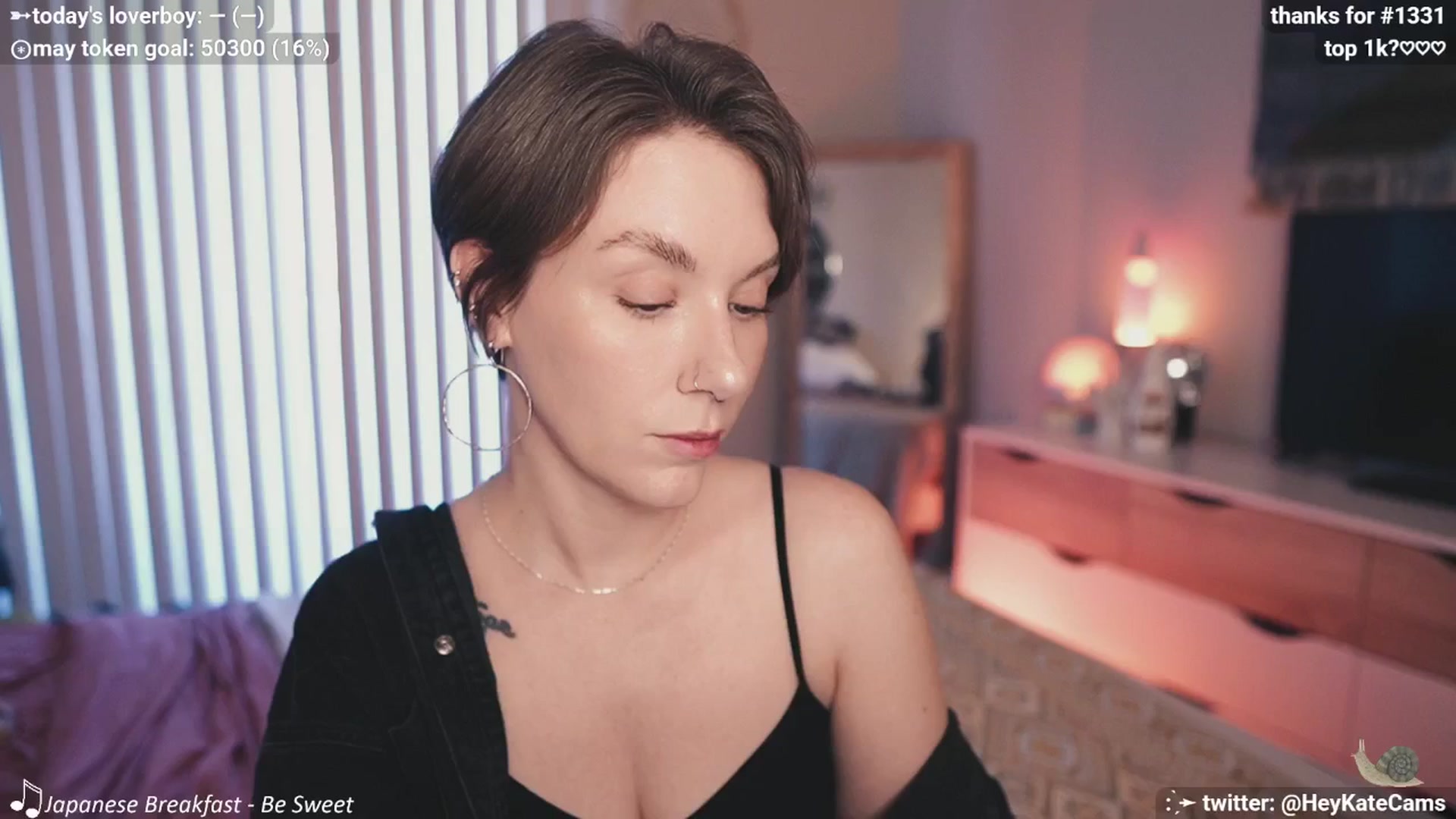 Gallery image thumbnail from HeyKate's myfreecams stream on, 05/08/2025, 01:34 image 18 of 20