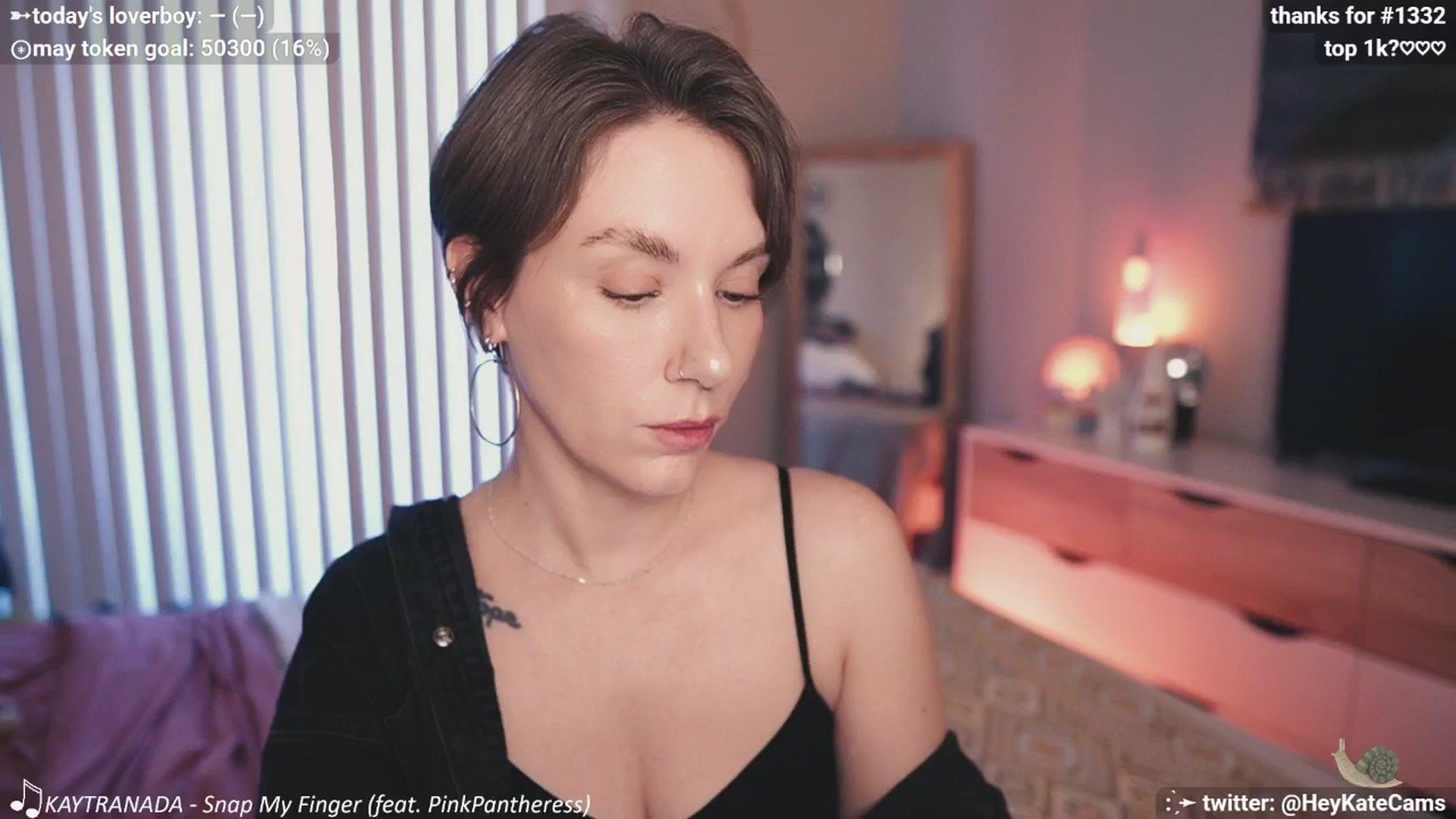 Gallery image thumbnail from HeyKate's myfreecams stream on, 05/08/2025, 01:34 image 19 of 20