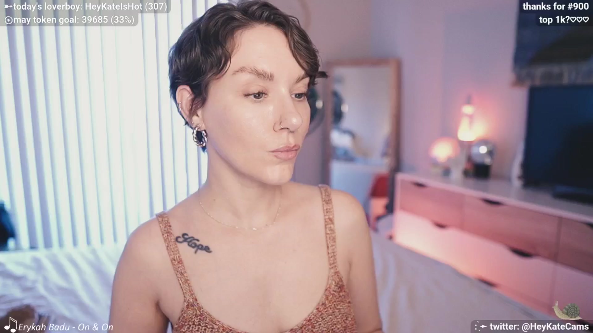 Gallery image thumbnail from HeyKate's myfreecams stream on, 05/11/2025, 02:30 image 2 of 20