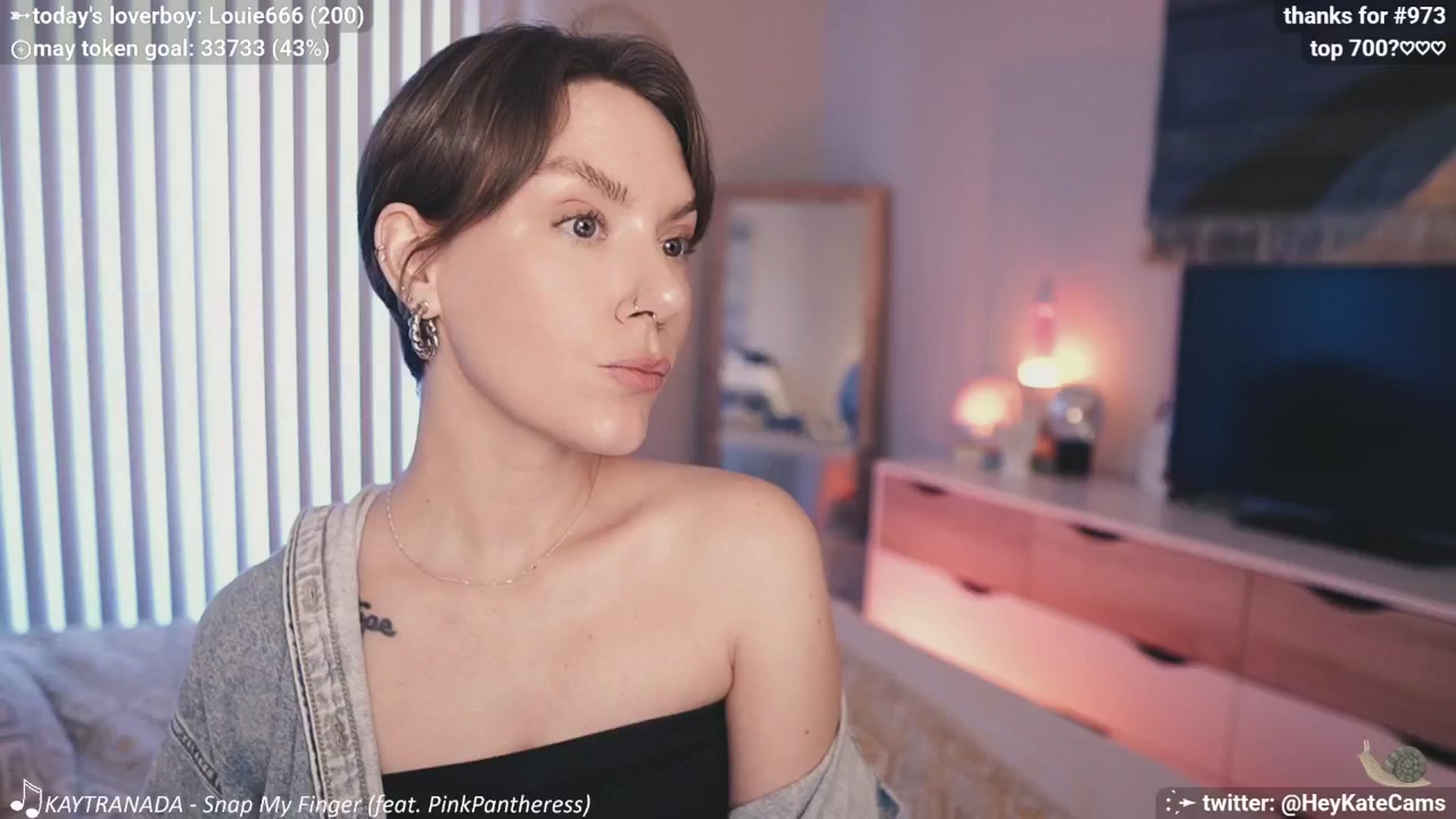 Gallery image thumbnail from HeyKate's myfreecams stream on, 05/15/2025, 24:51 image 5 of 20