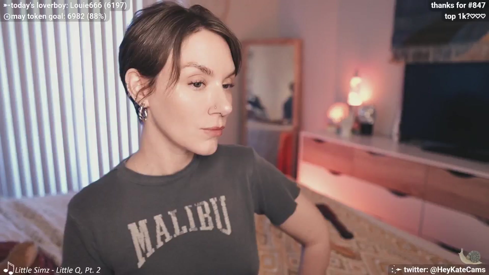 Gallery image thumbnail from HeyKate's myfreecams stream on, 05/26/2025, 02:28 image 15 of 20
