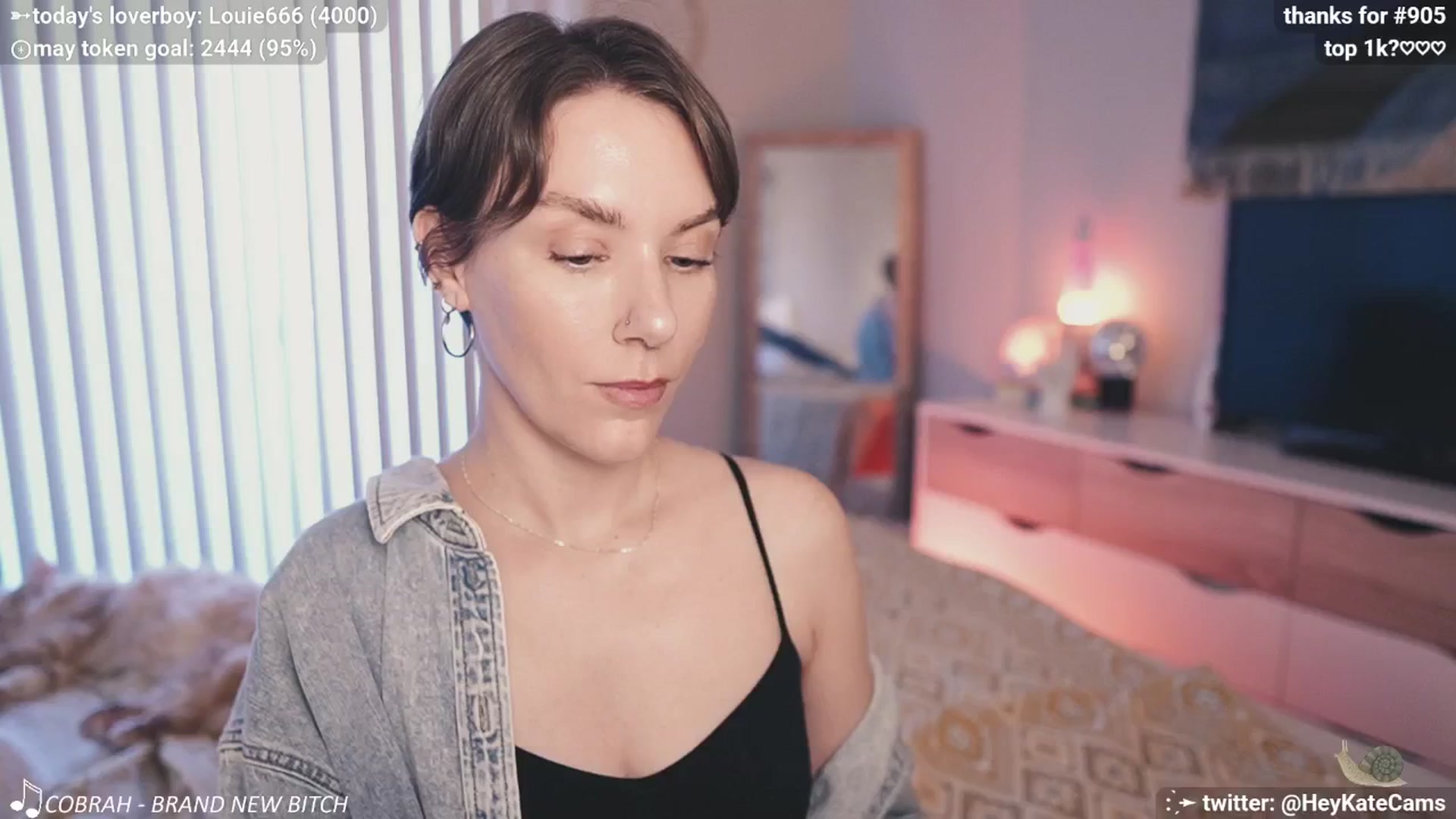 Gallery image thumbnail from HeyKate's myfreecams stream on, 05/30/2025, 02:44 image 6 of 20
