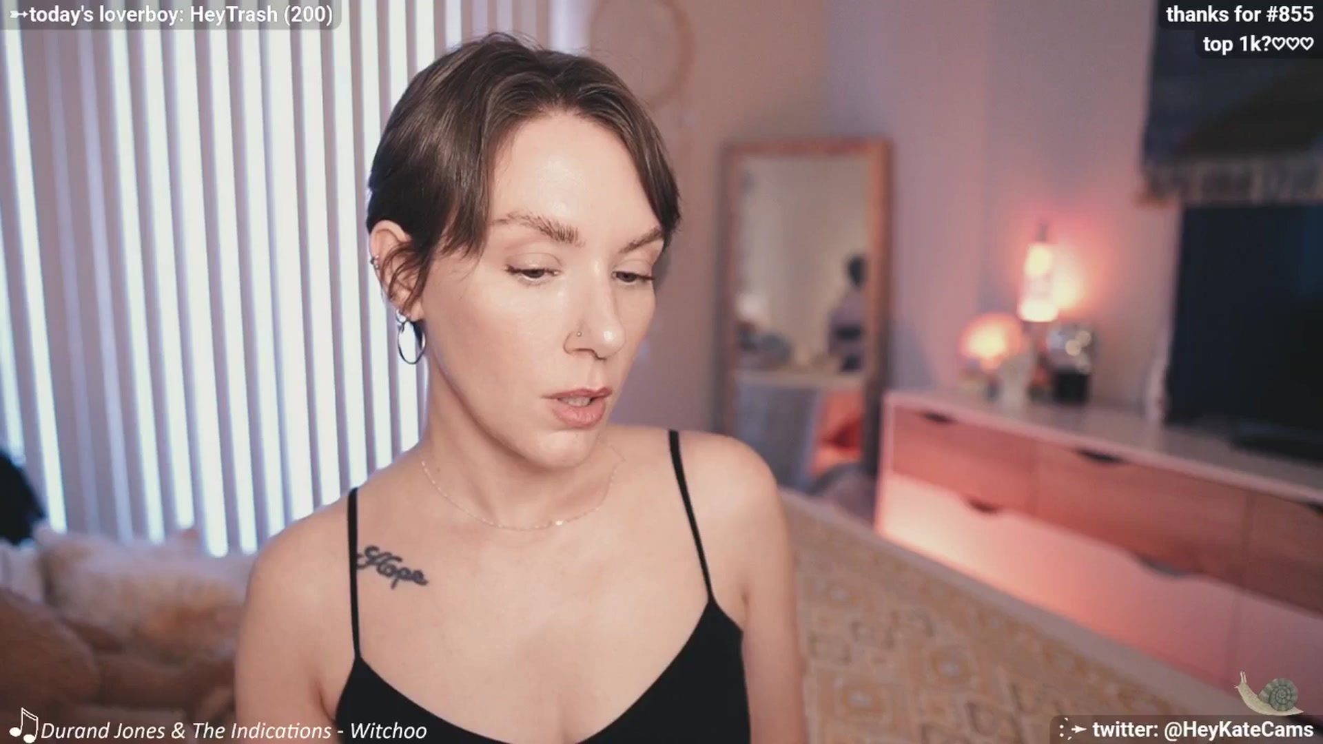 Gallery image thumbnail from HeyKate's myfreecams stream on, 06/01/2025, 01:59 image 5 of 20