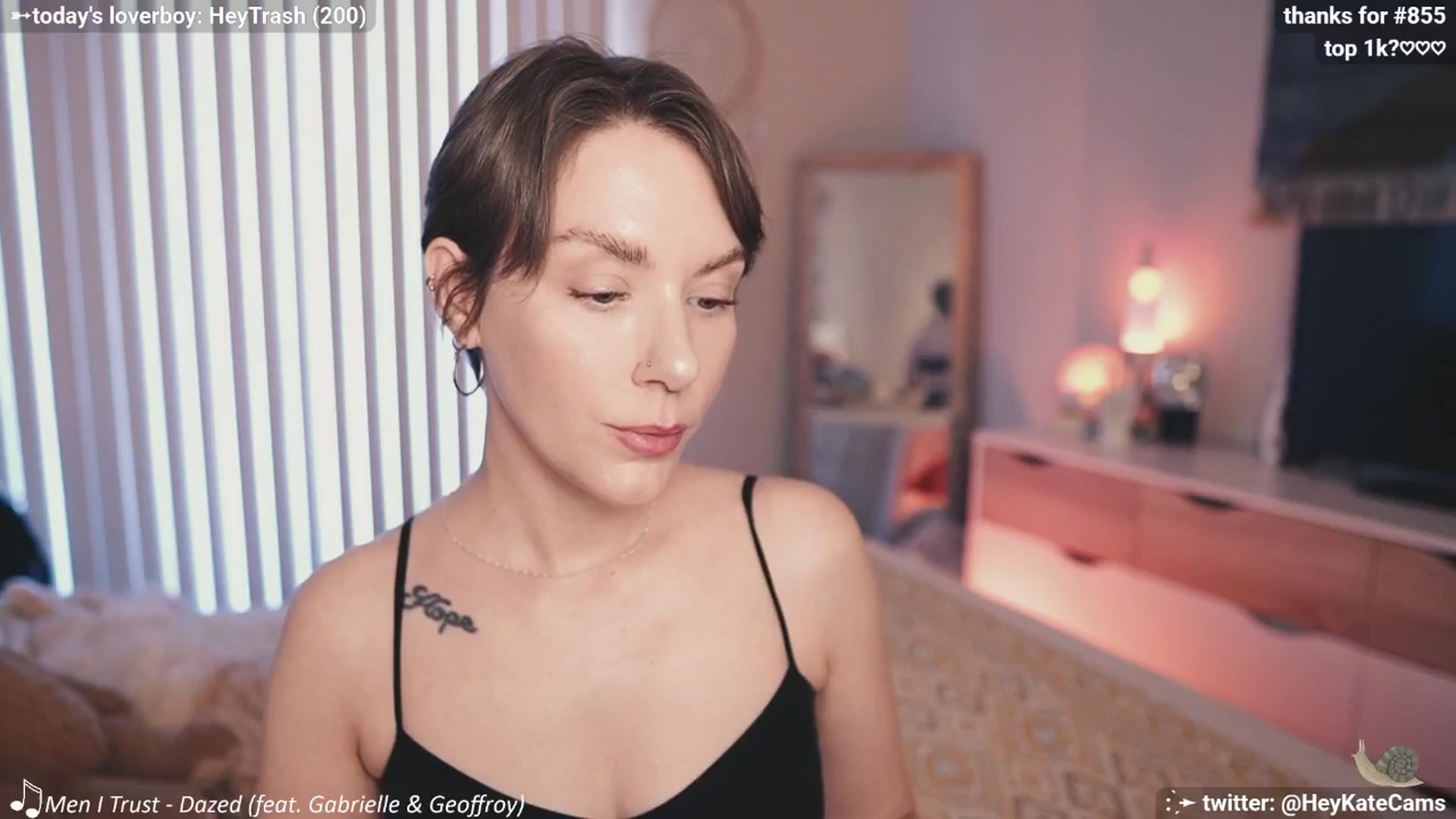 Gallery image thumbnail from HeyKate's myfreecams stream on, 06/01/2025, 01:59 image 3 of 20