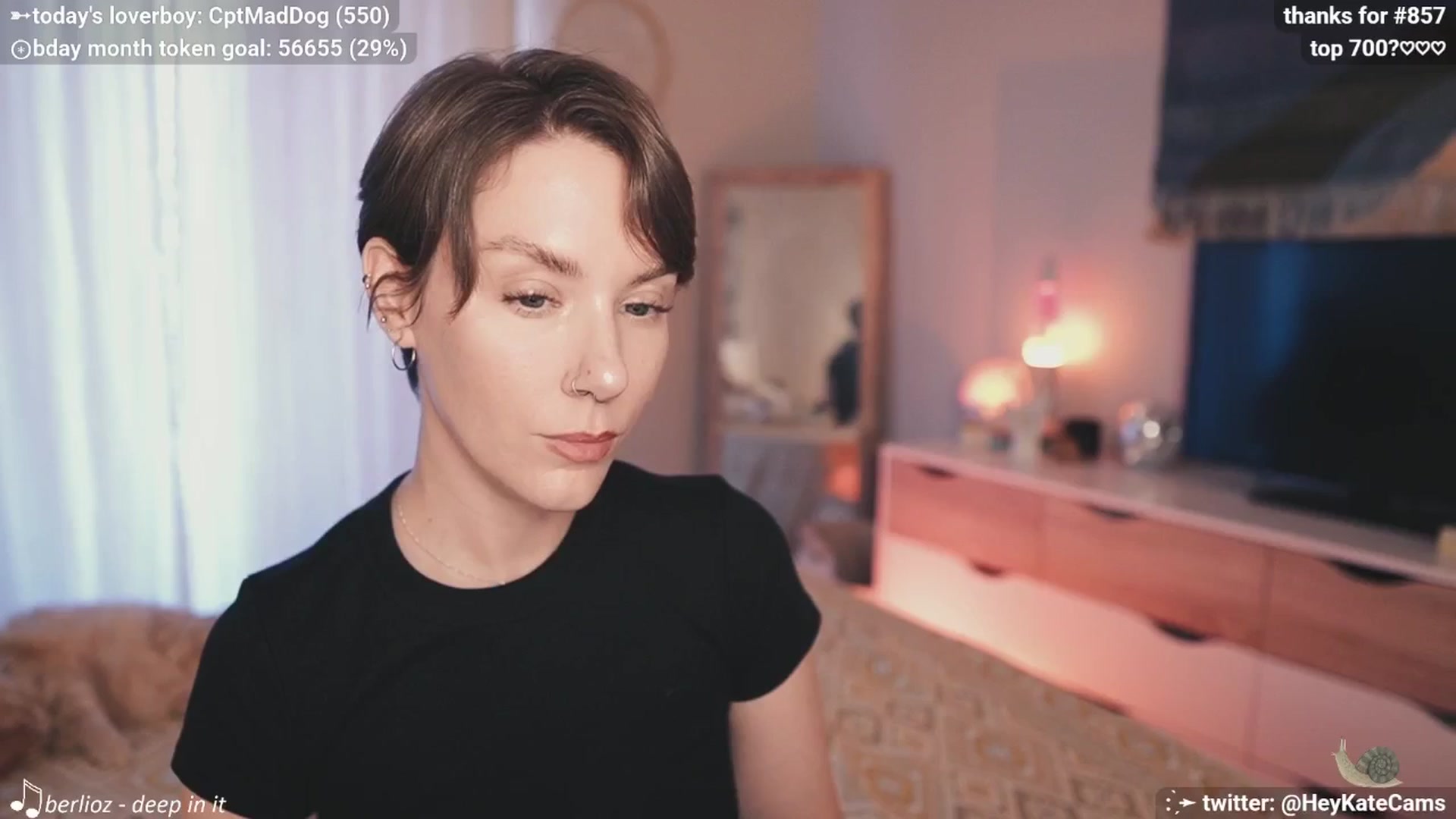 Gallery image thumbnail from HeyKate's myfreecams stream on, 06/13/2025, 01:26 image 1 of 20