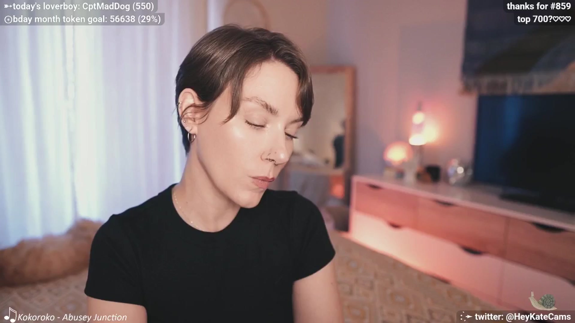 Gallery image thumbnail from HeyKate's myfreecams stream on, 06/13/2025, 01:26 image 11 of 20