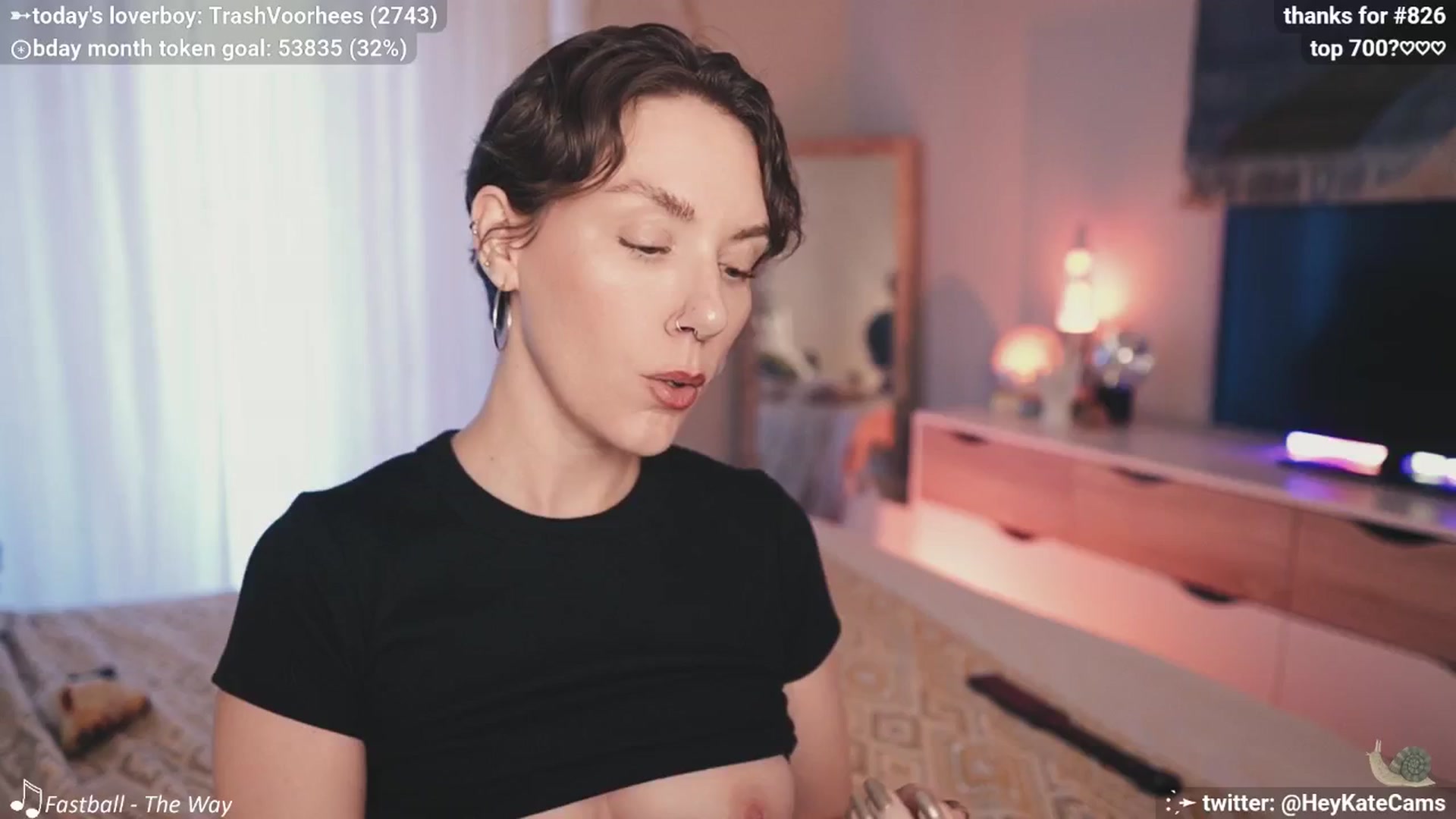 Gallery image thumbnail from HeyKate's myfreecams stream on, 06/14/2025, 02:51 image 2 of 20