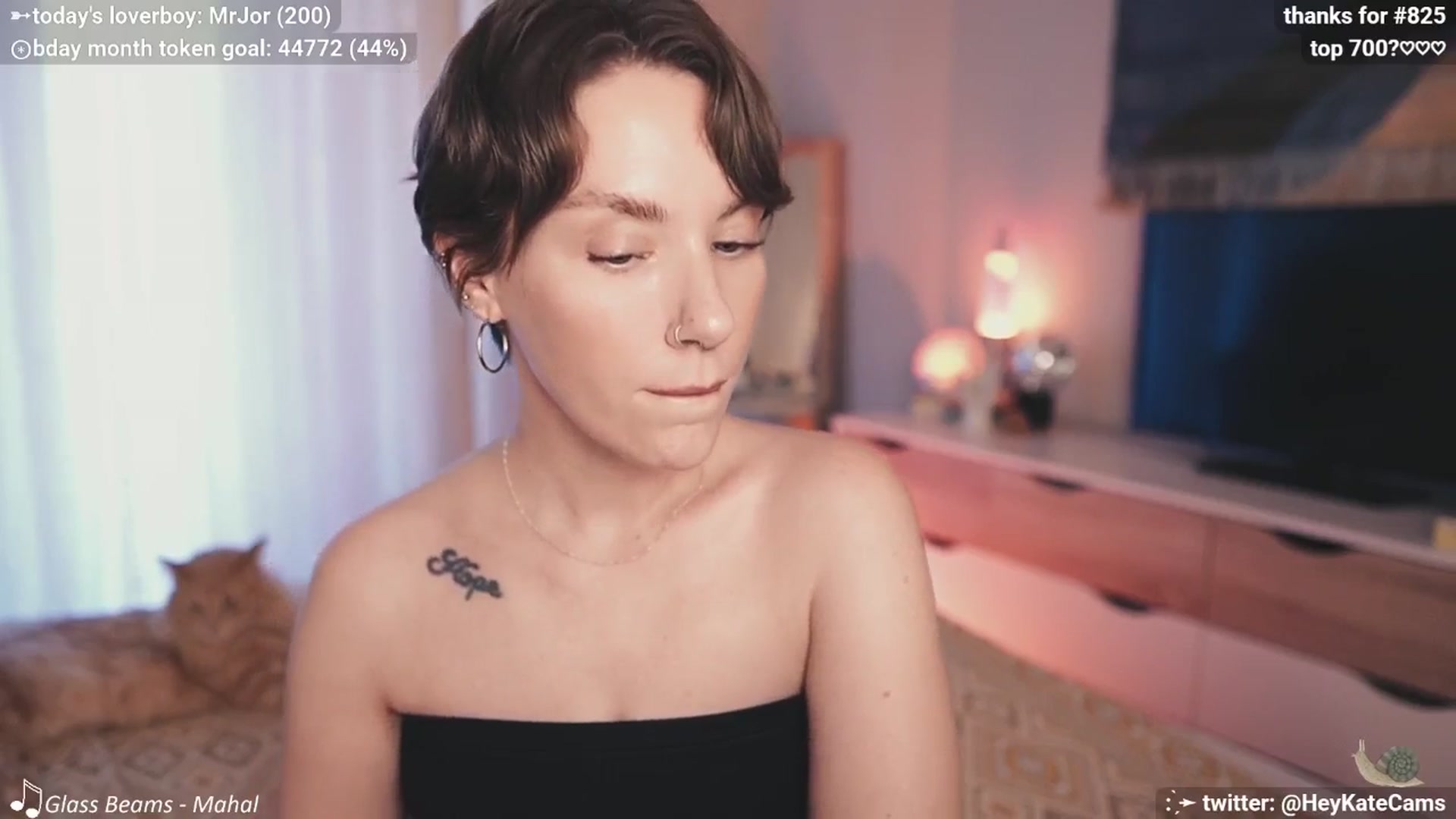 Gallery image thumbnail from HeyKate's myfreecams stream on, 06/19/2025, 02:14 image 5 of 20